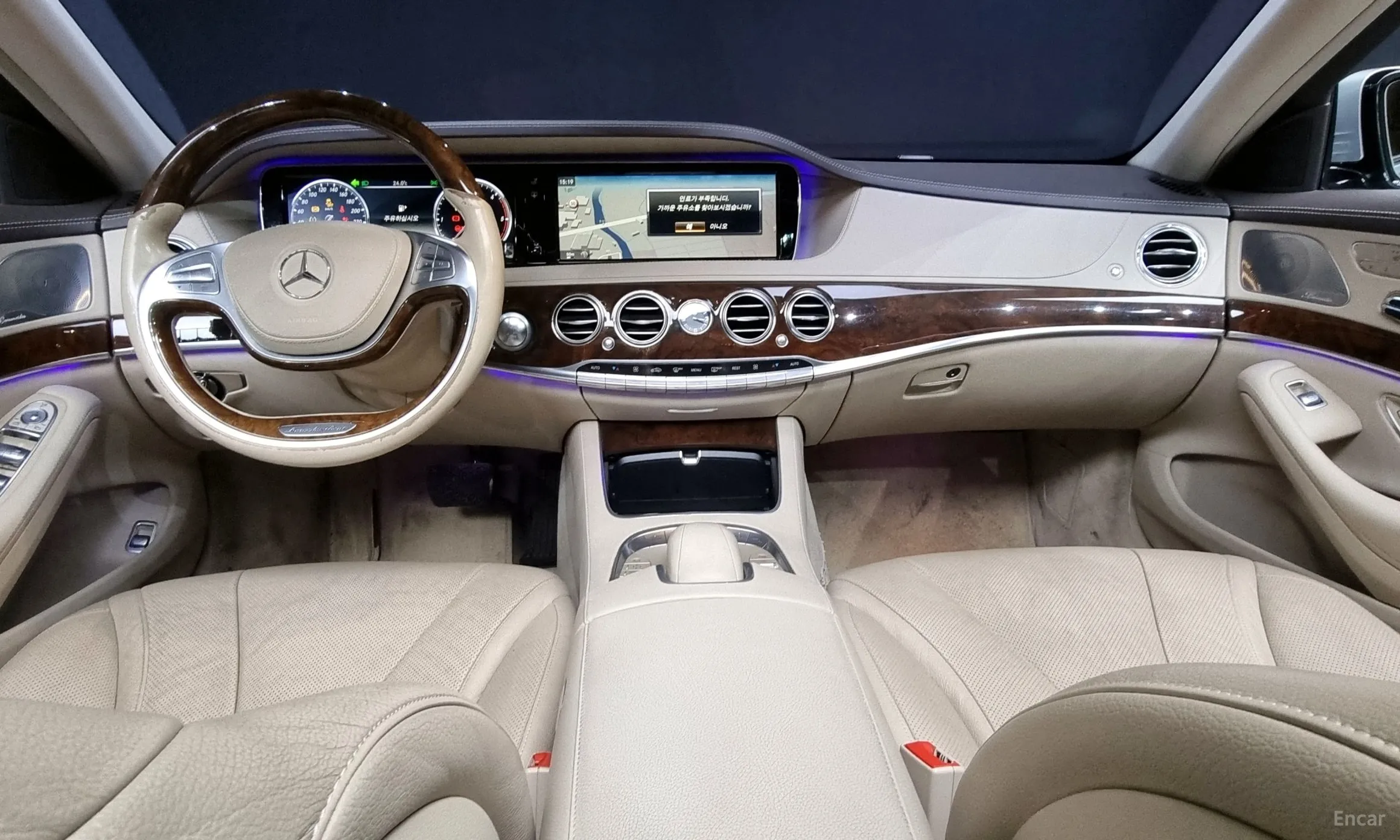Mercedes Benz S-Class W222