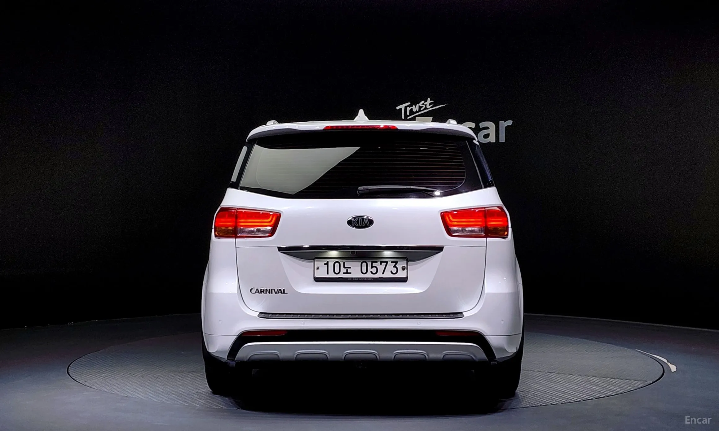 Kia Carnival превью 3