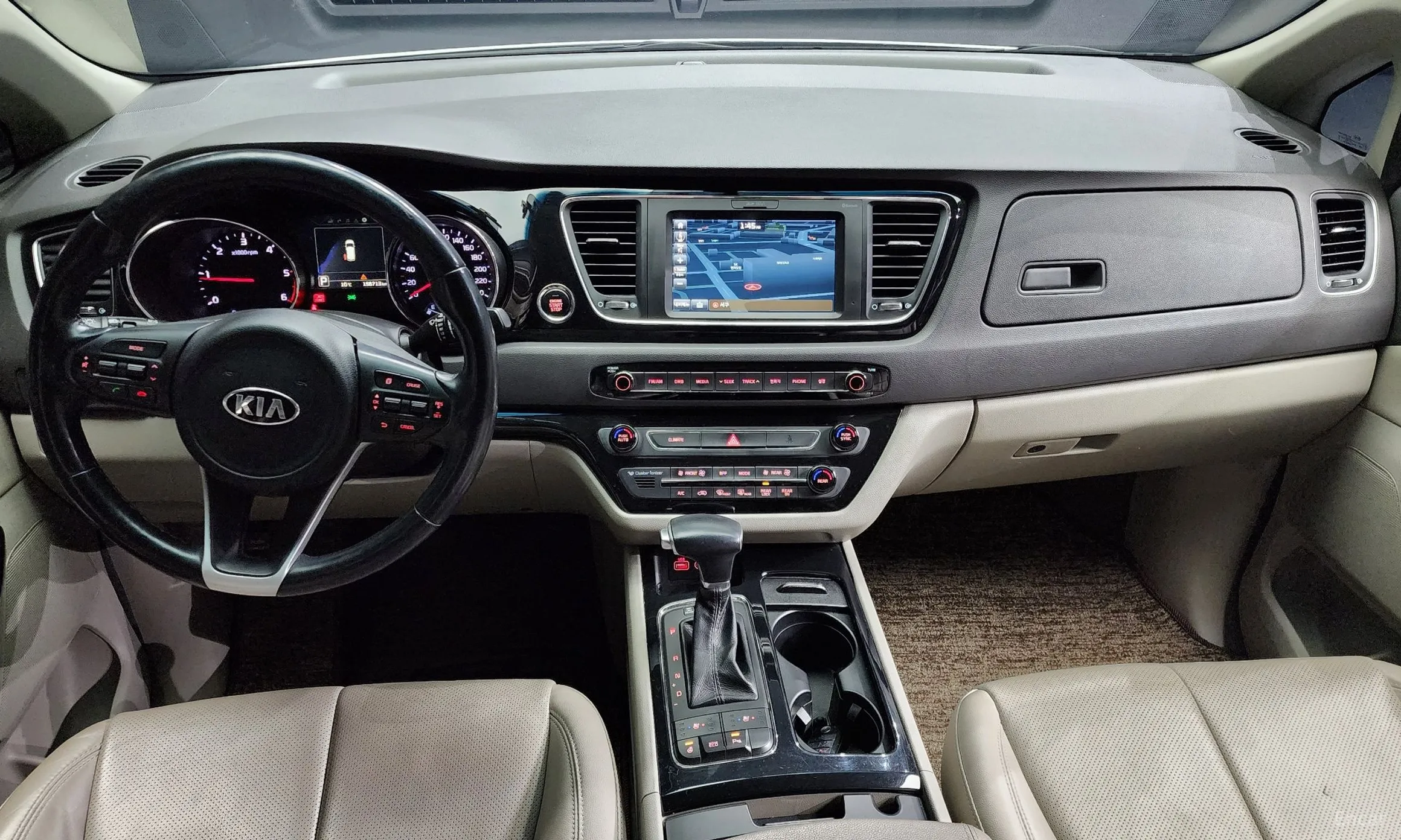Kia Carnival превью 4