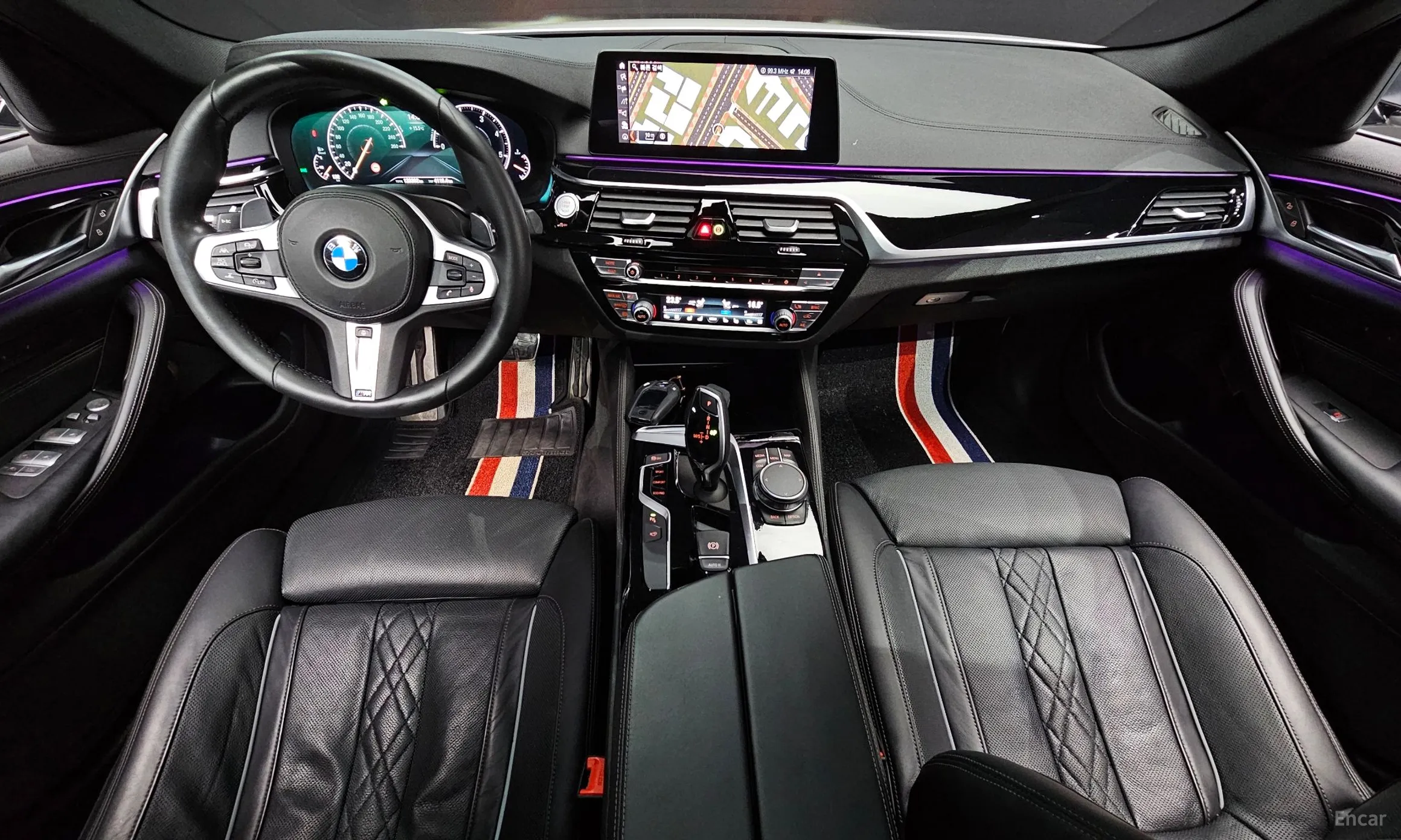BMW 5 Series (G30) превью 4
