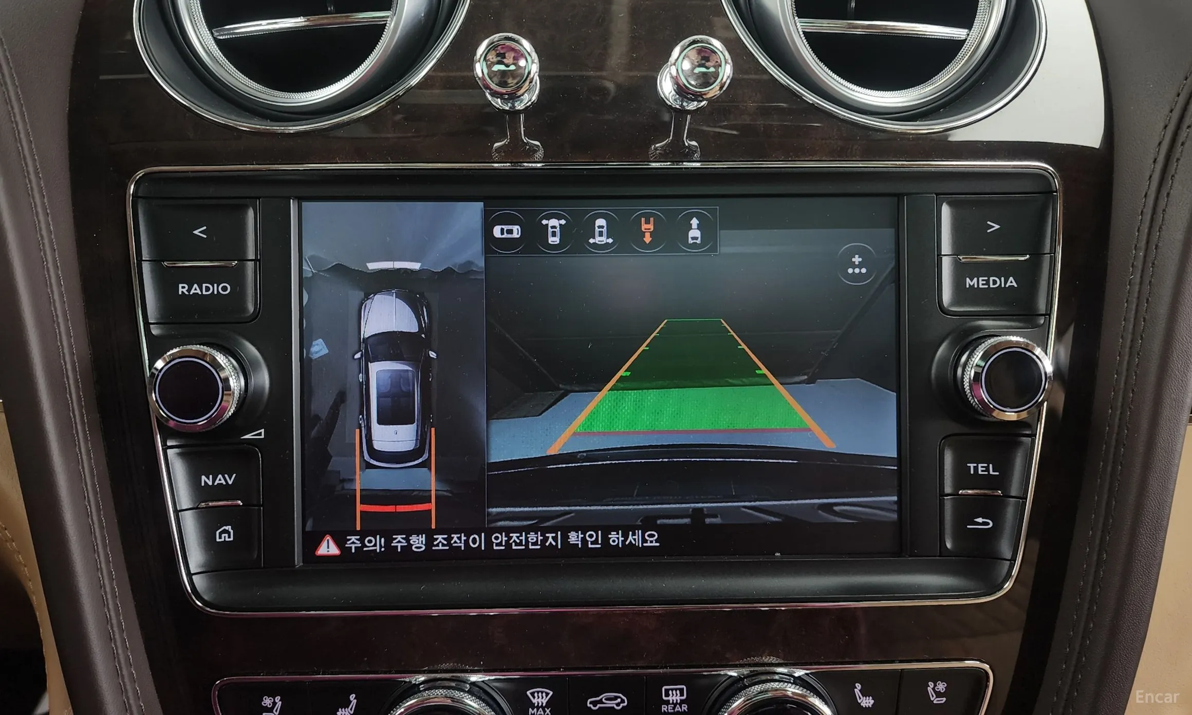 Bentley Bentayga превью 15