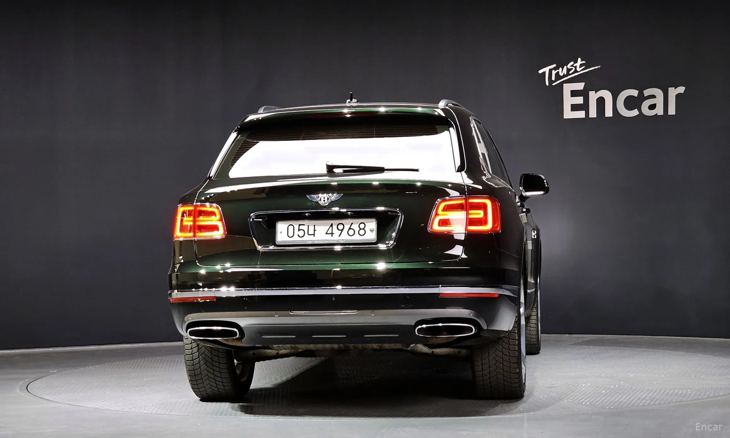 Bentley Bentayga превью 4