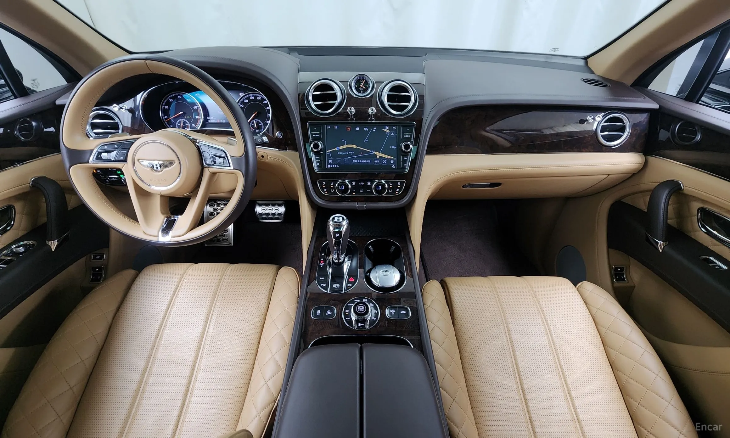 Bentley Bentayga превью 7