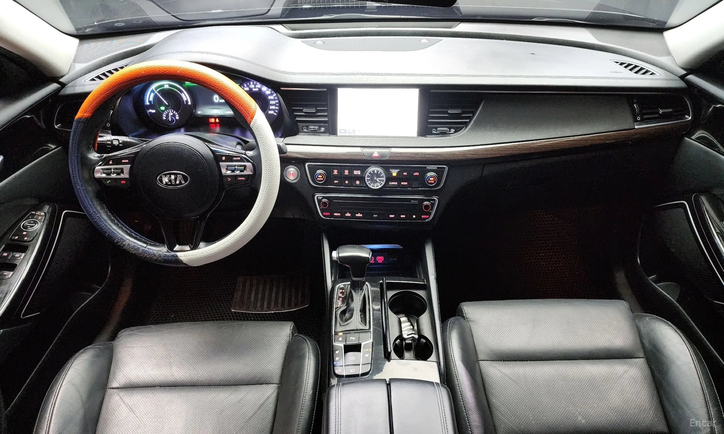 Kia K7 Hybrid превью 4