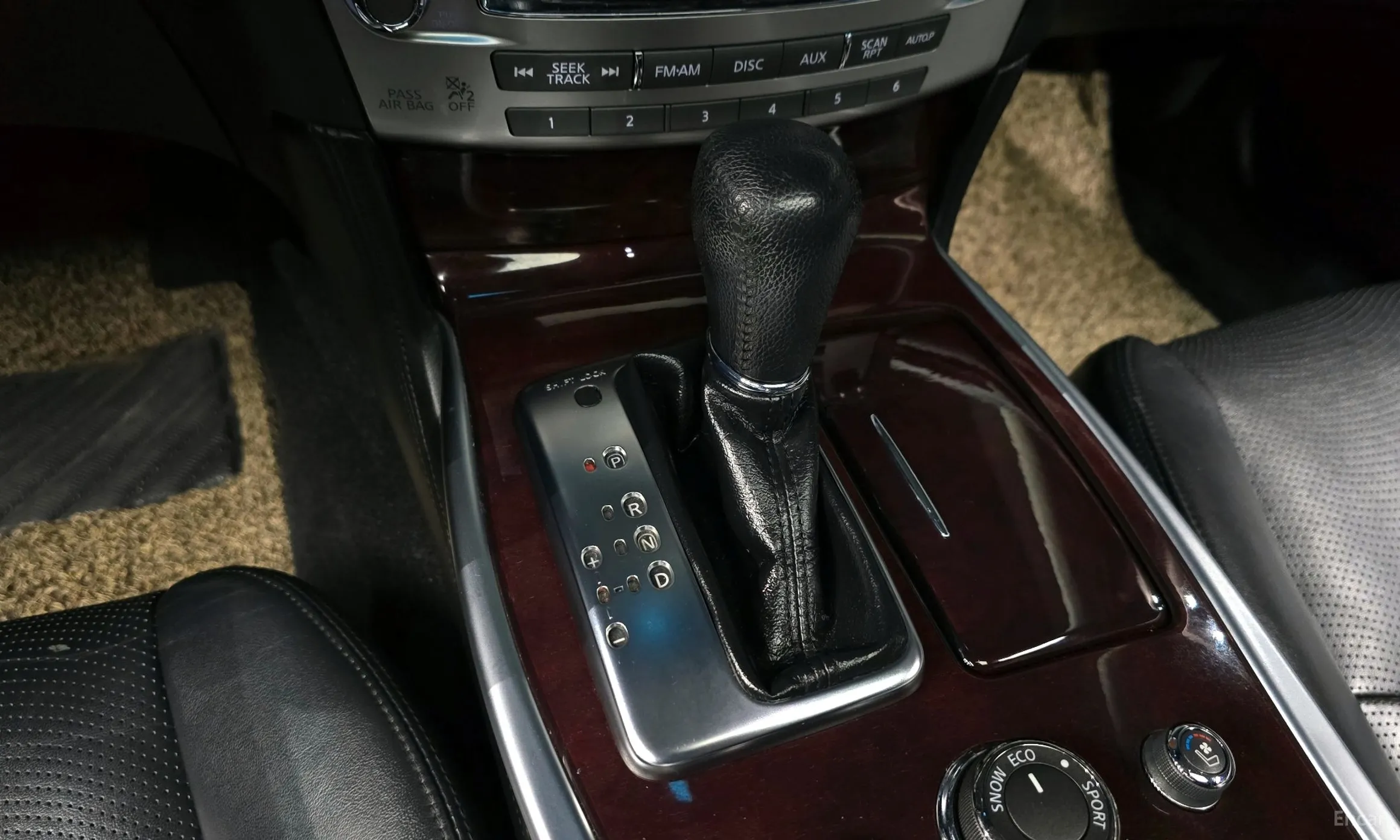 Infiniti M37 превью 9