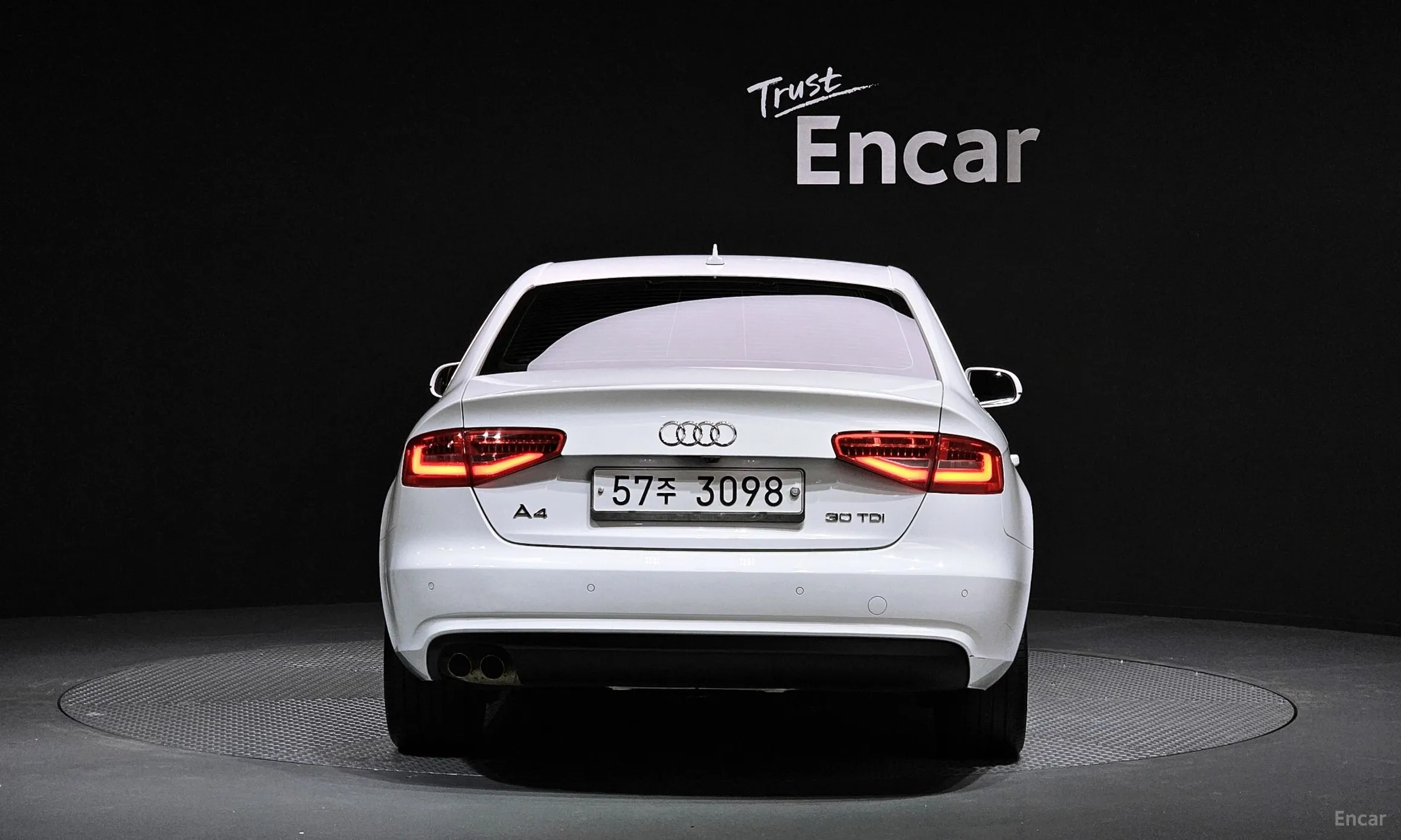 Audi New A4 превью 3