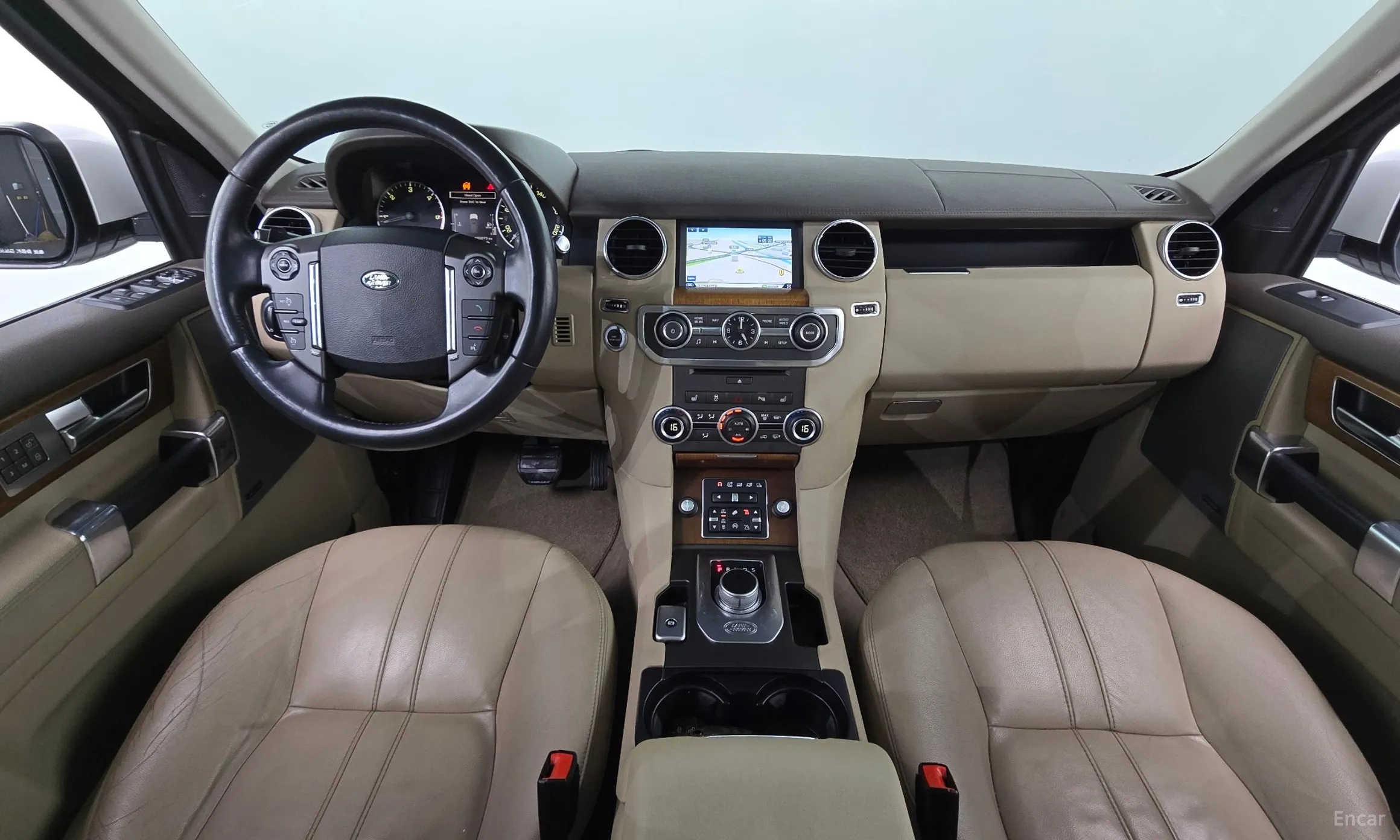Land Rover Discovery 4 превью 4