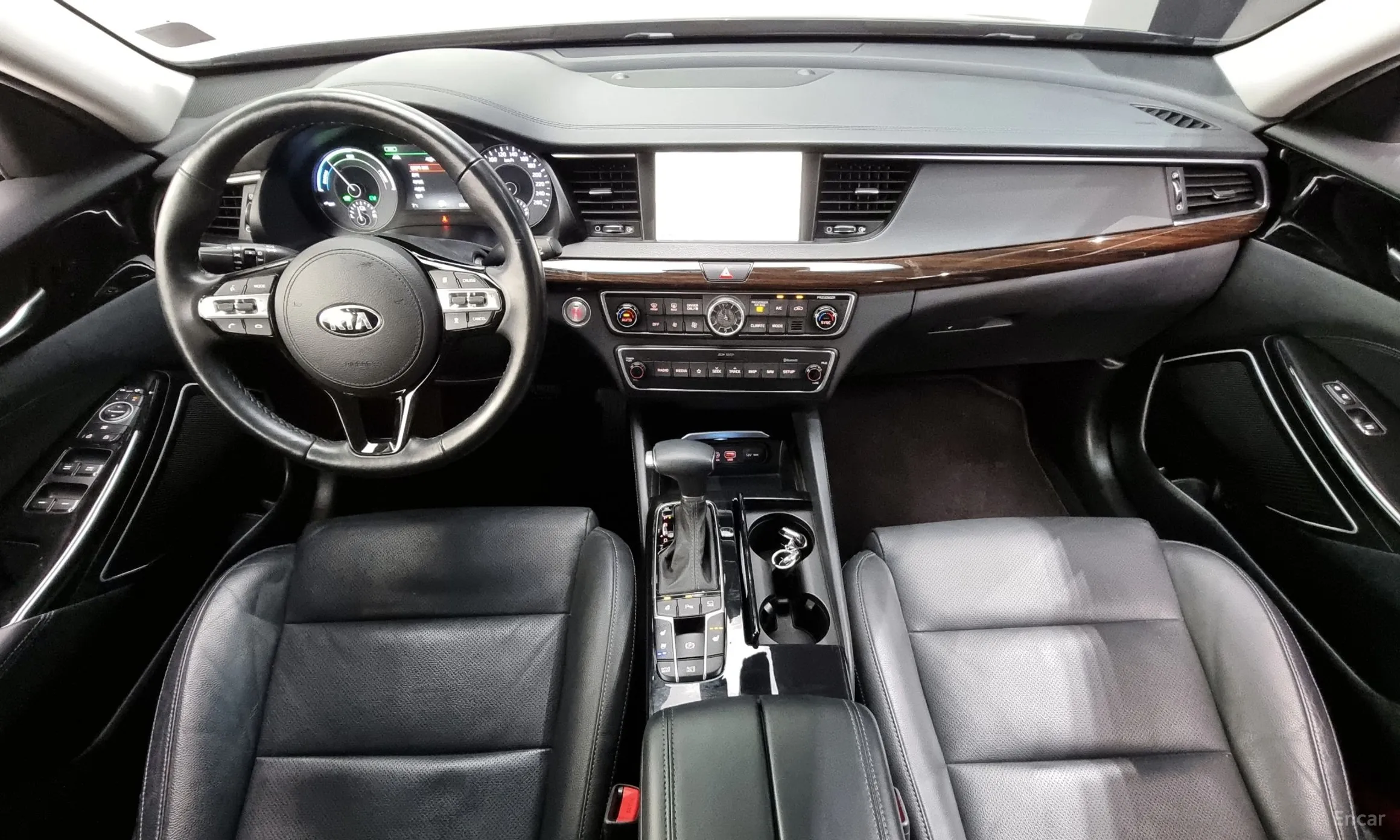 Kia K7 Hybrid превью 4