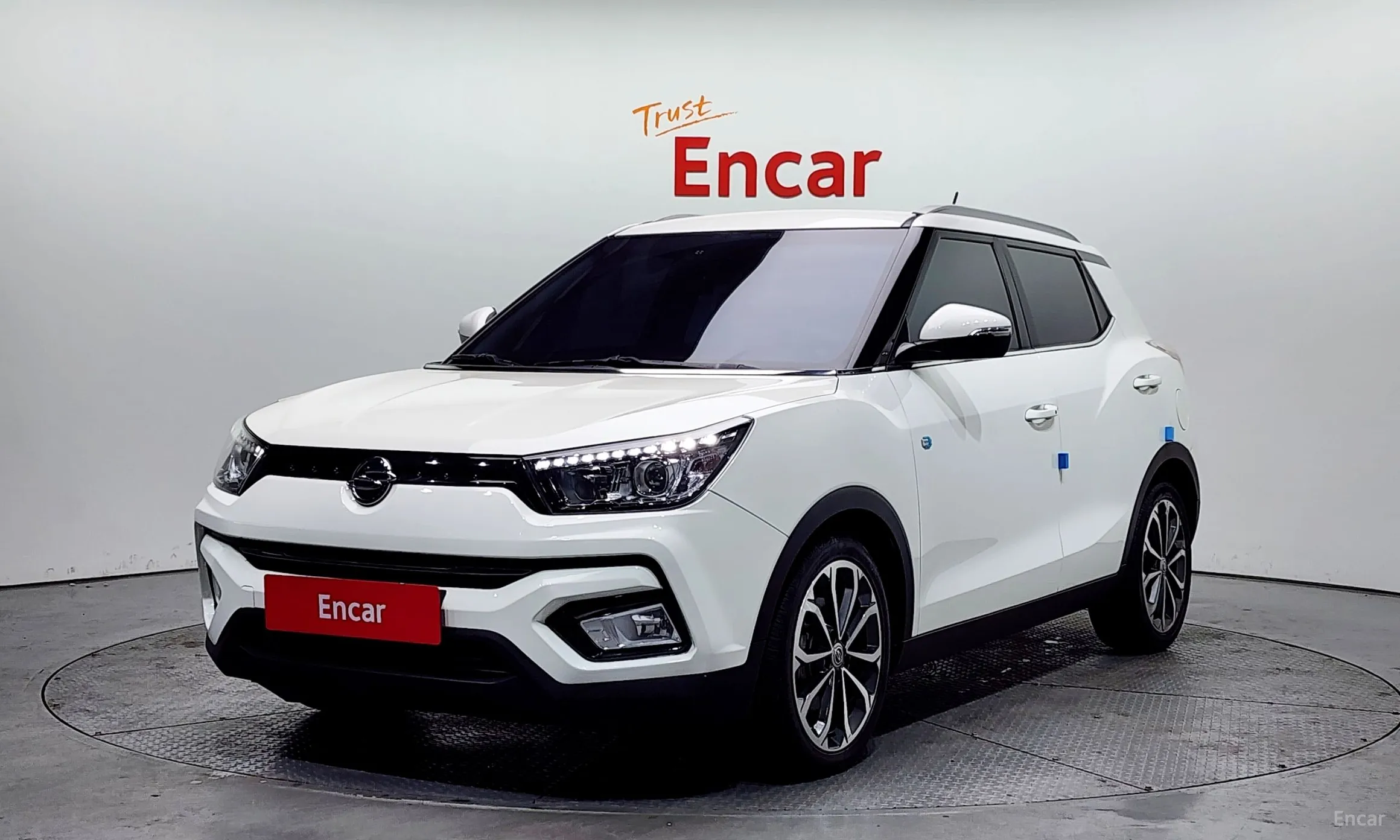 KG Mobility (SsangYong) Tivoli Armor