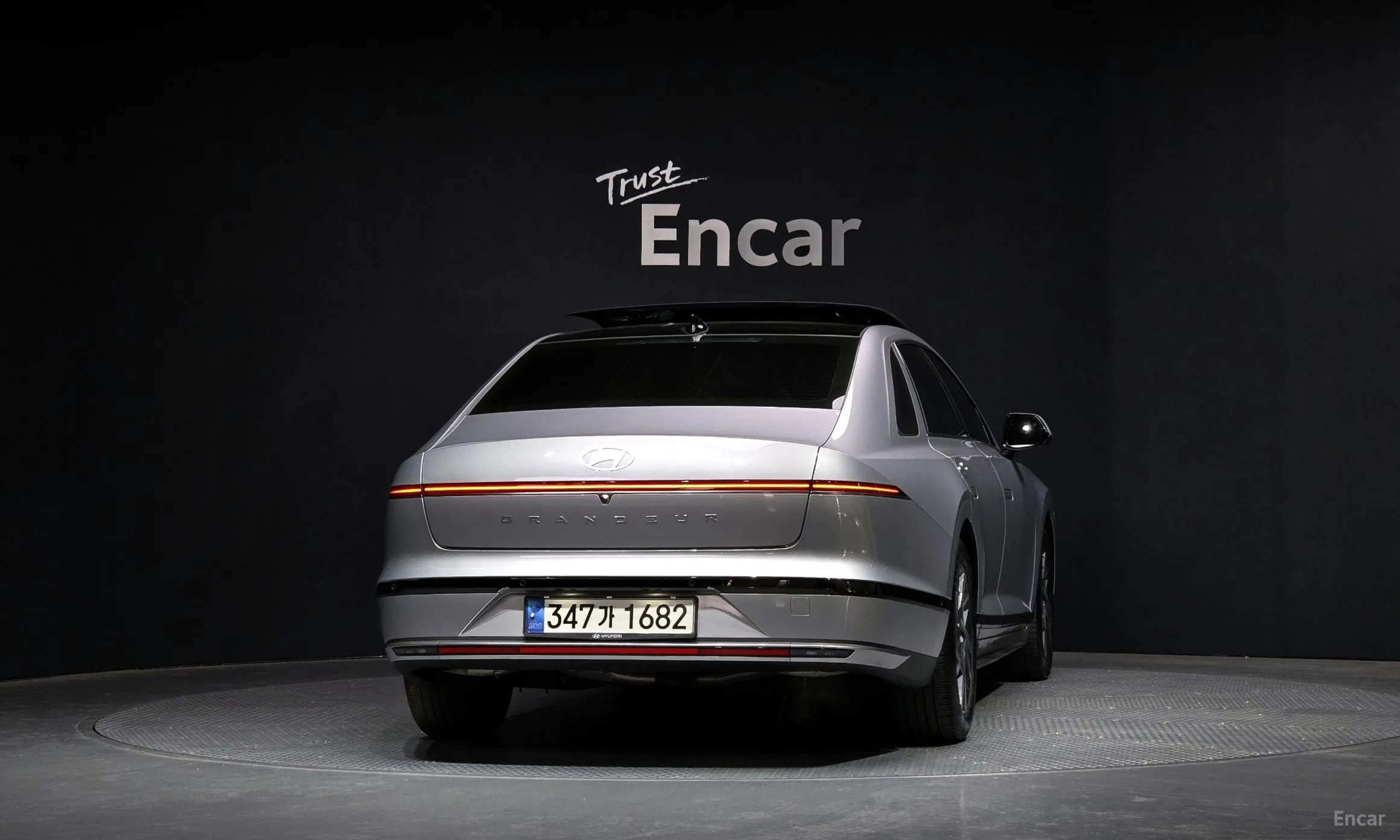 Hyundai Grandeur (GN7) превью 3