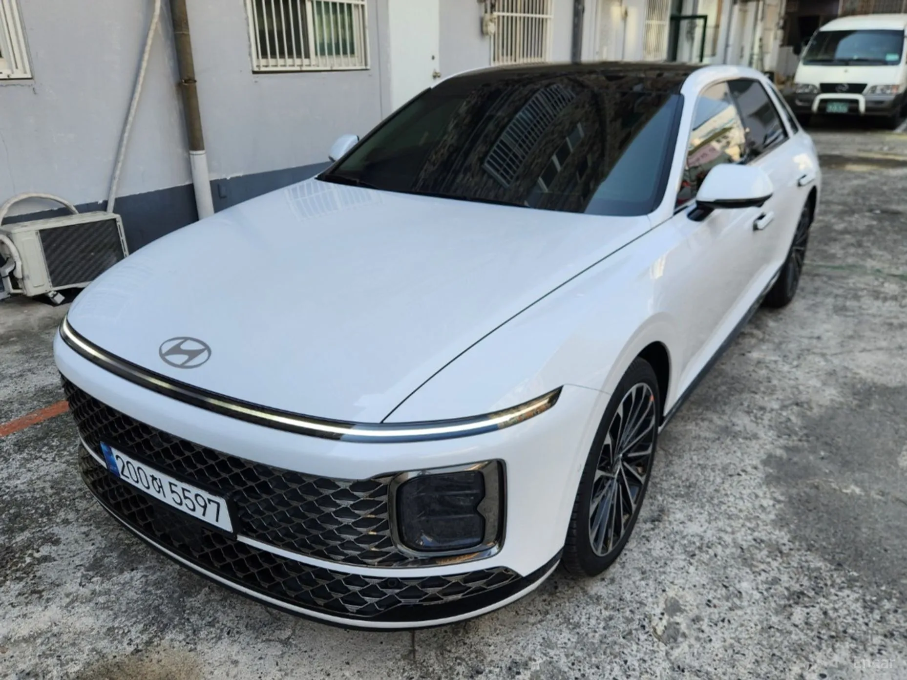 Grandeur Hybrid (GN7)