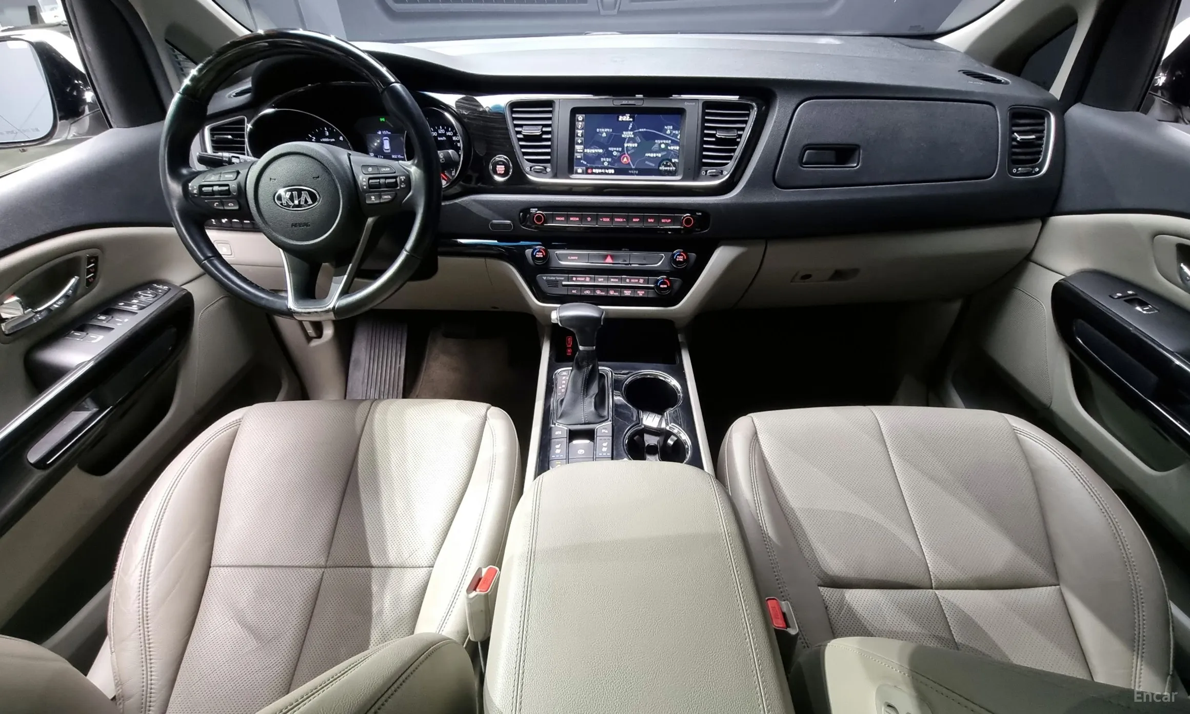 Kia Carnival превью 4