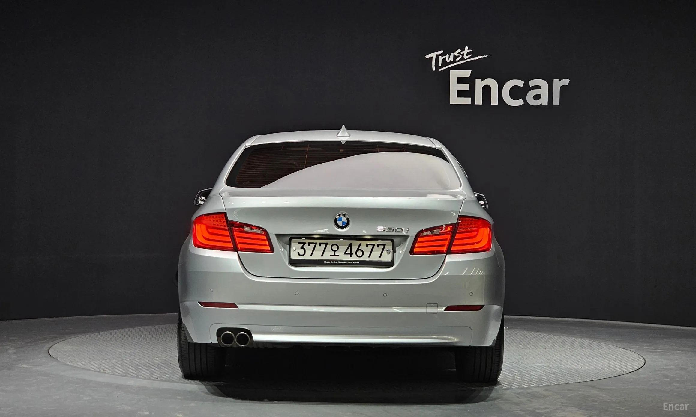 BMW 5 Series (F10) превью 3