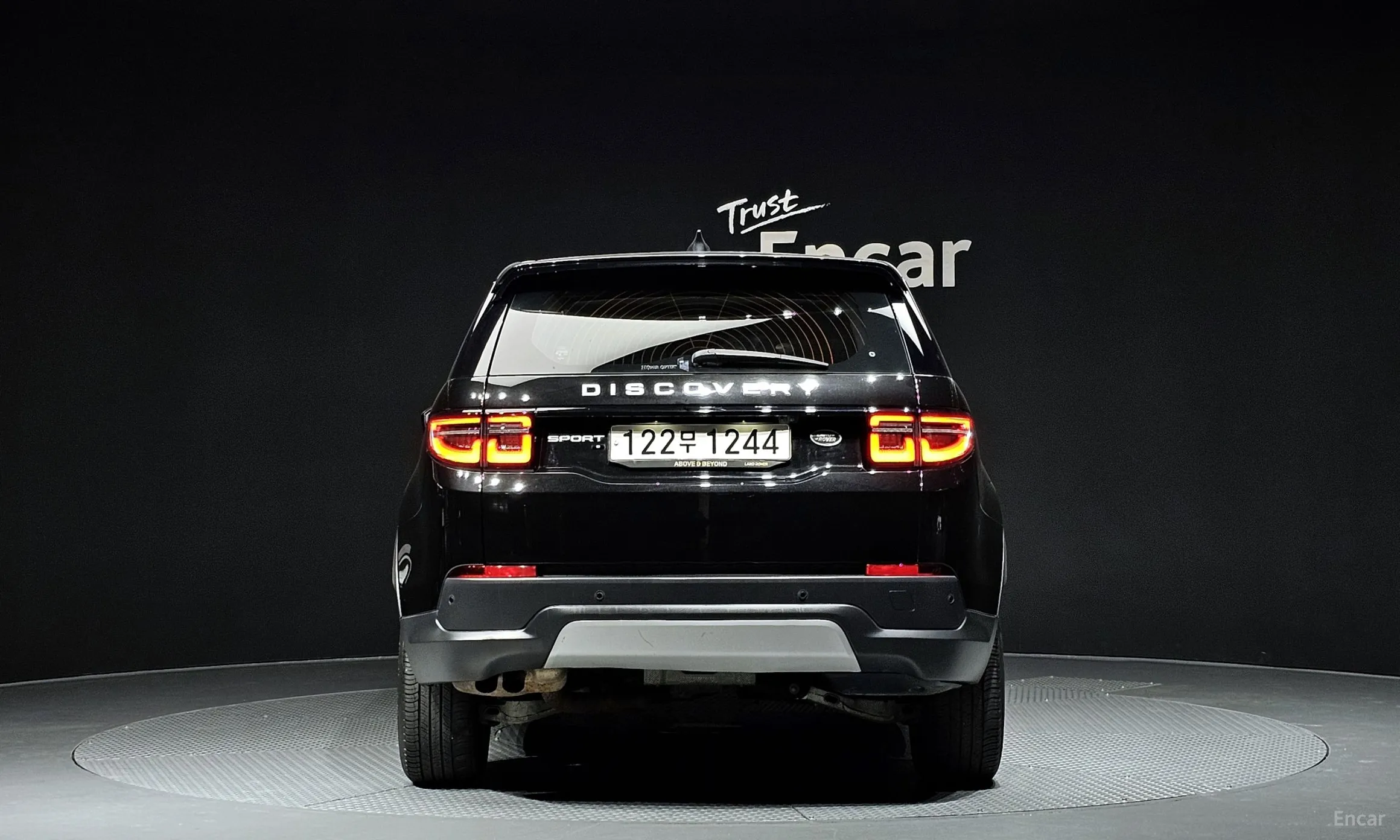 Land Rover Discovery Sports превью 3