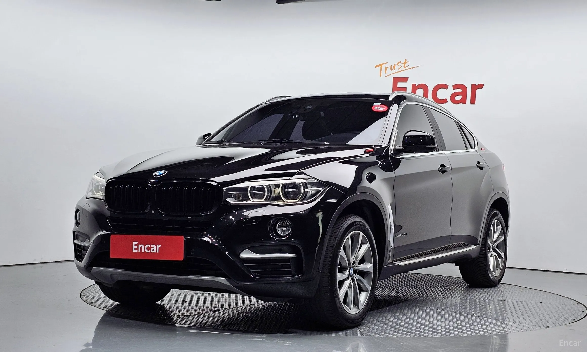 X6 (F16)