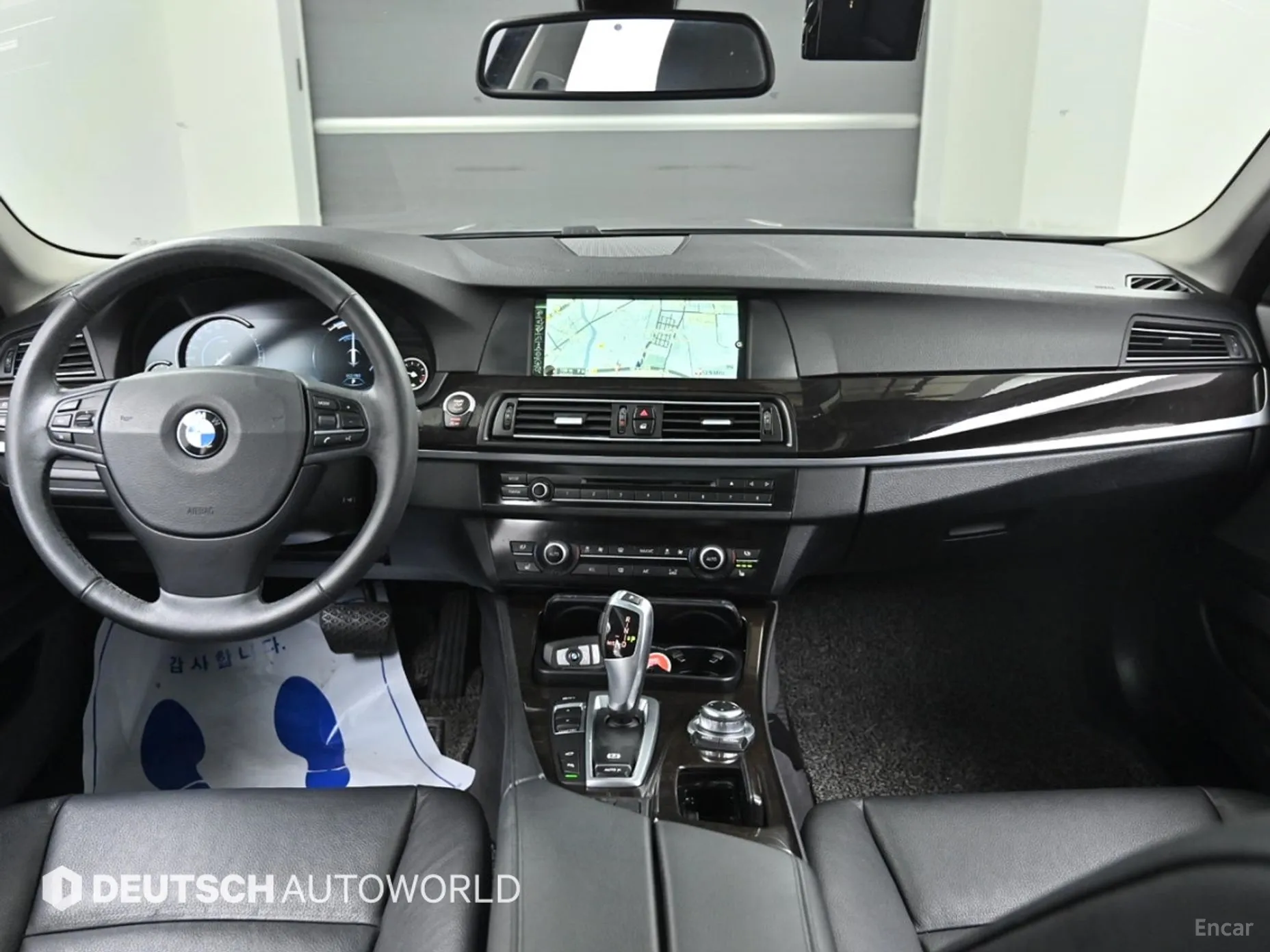 BMW 5 Series (F10) превью 4