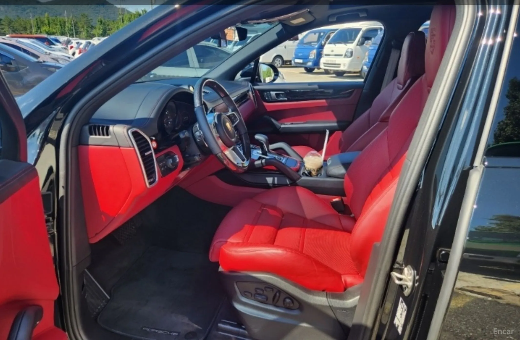 Porsche Cayenne (PO536) превью 4
