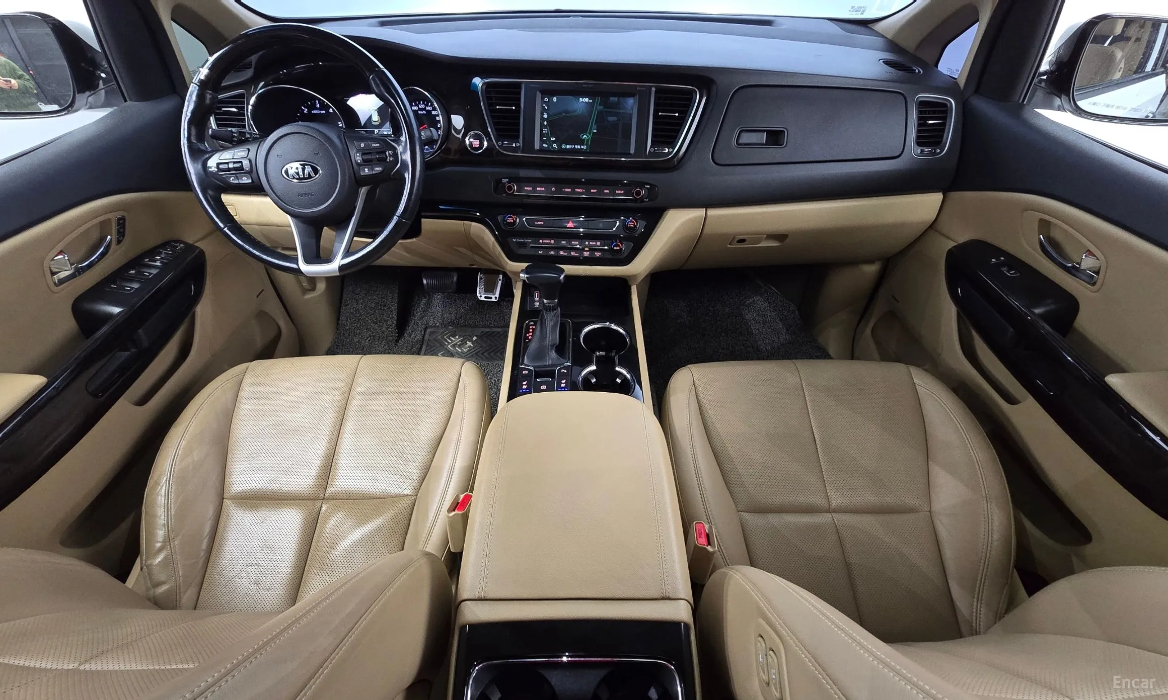Kia Carnival превью 4