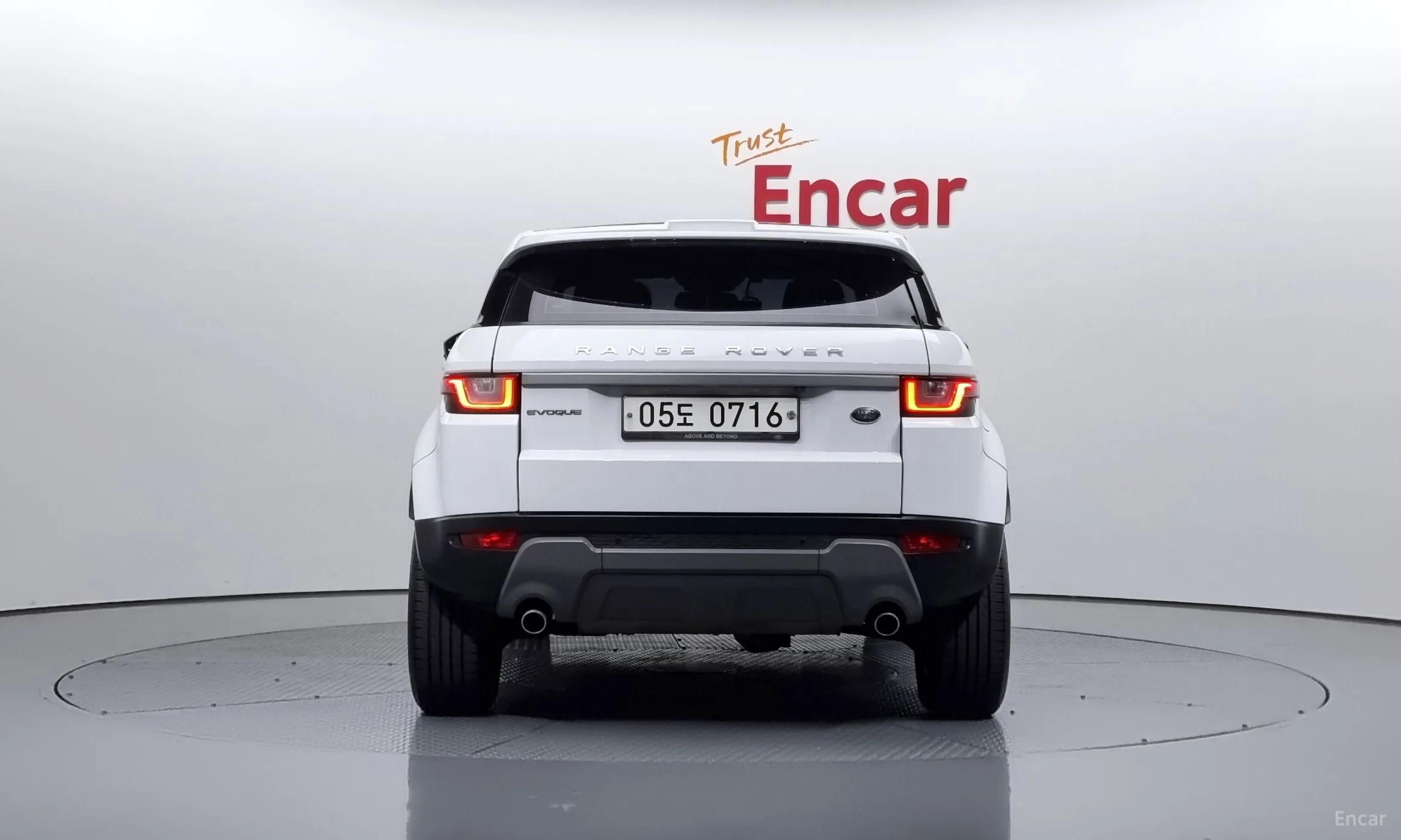 Land Rover Range Rover Evoque превью 3