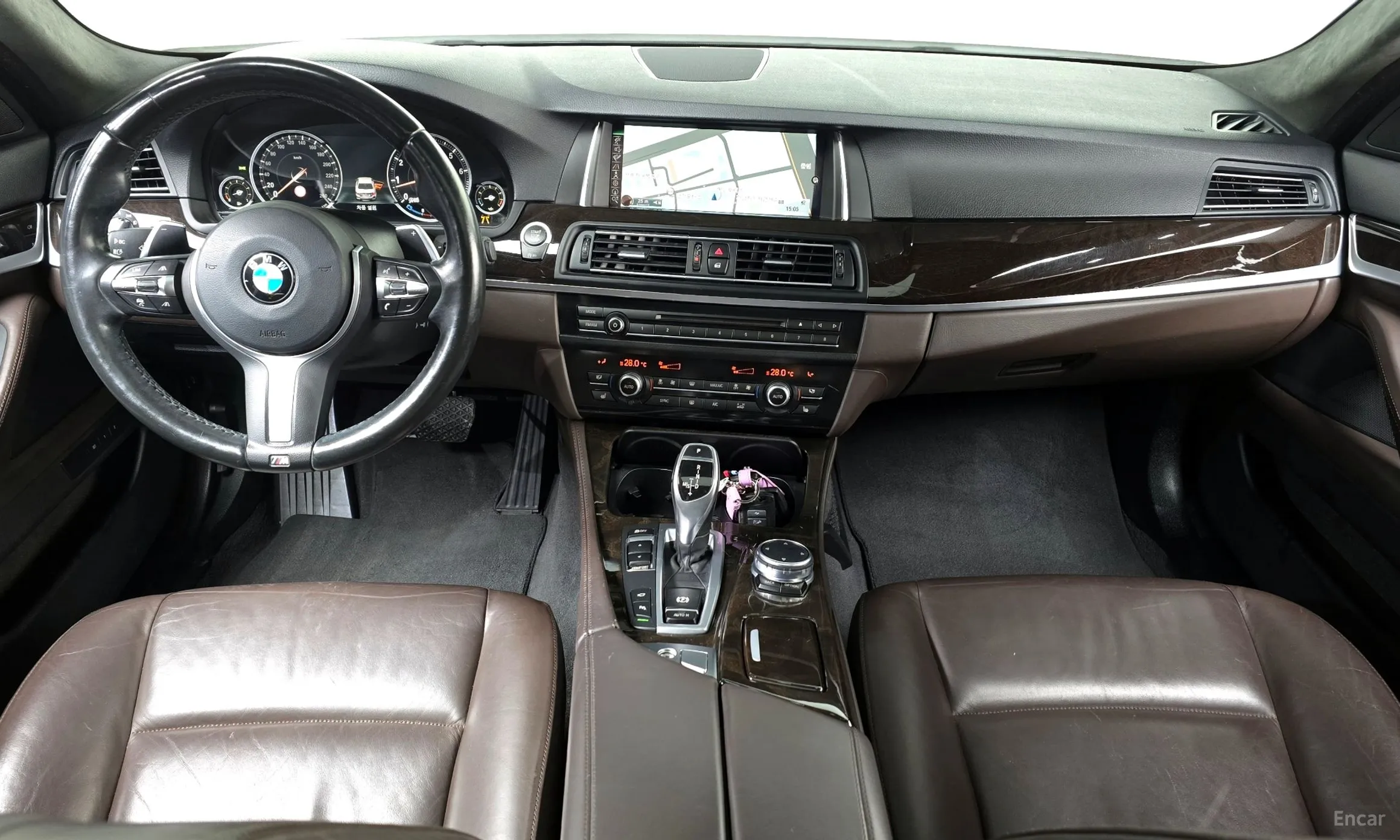BMW 5 Series (F10) превью 4