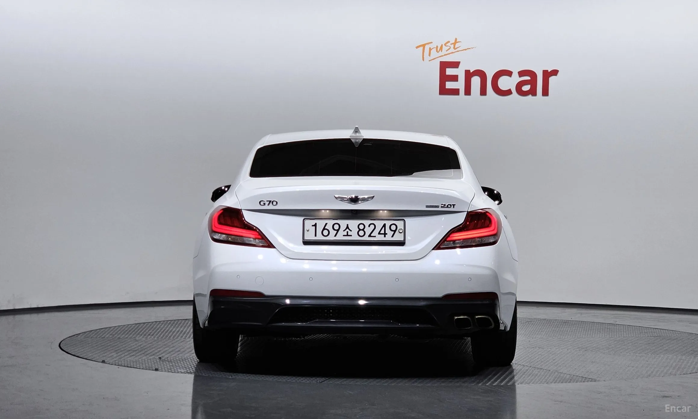 Genesis G70 превью 3