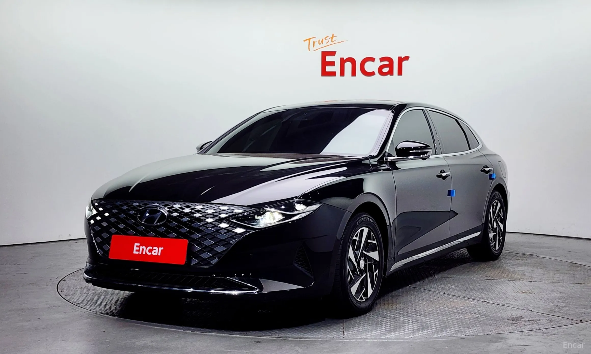 Hyundai Grandeur IG Hybrid