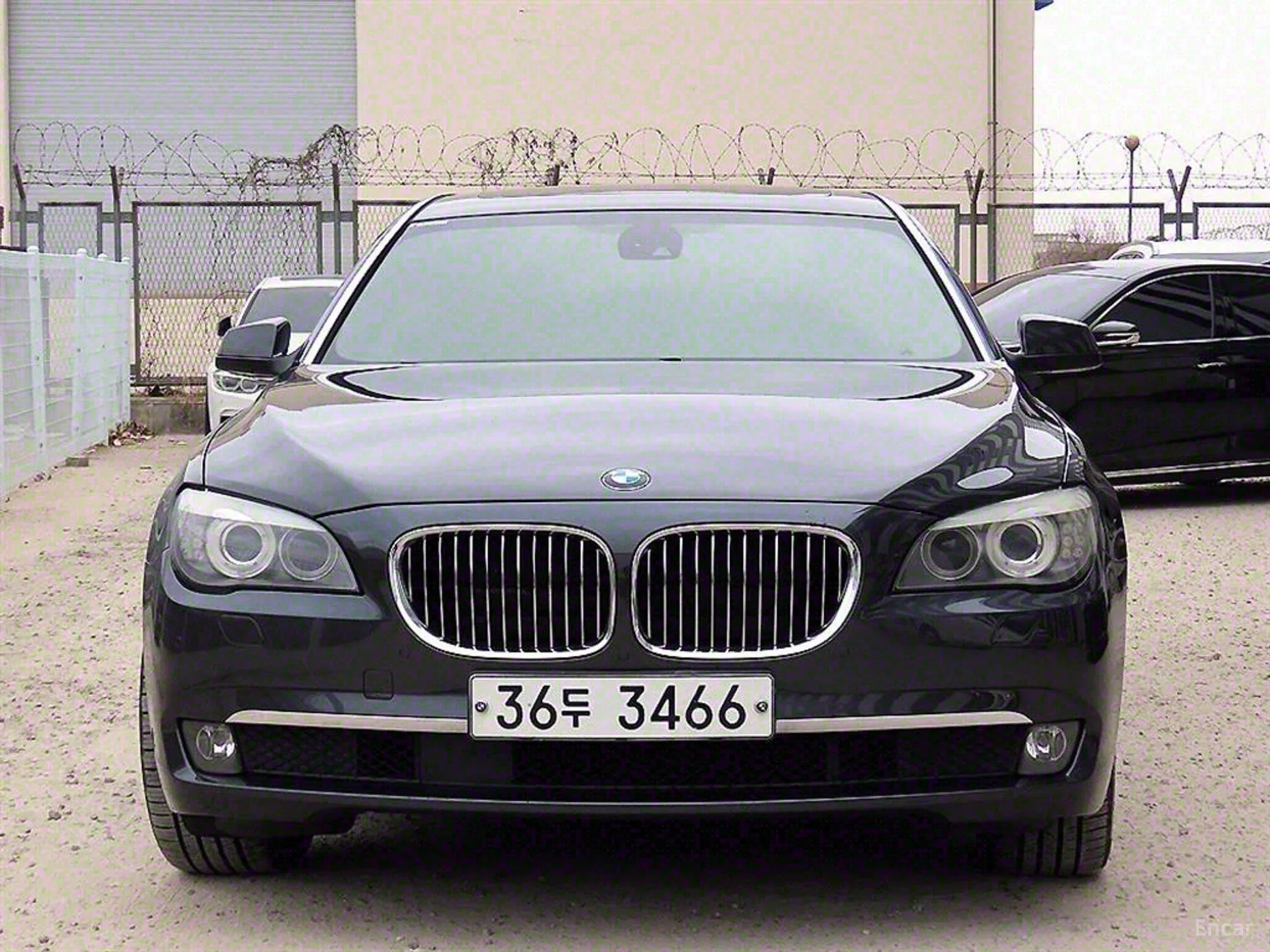 BMW 7 Series (F01)