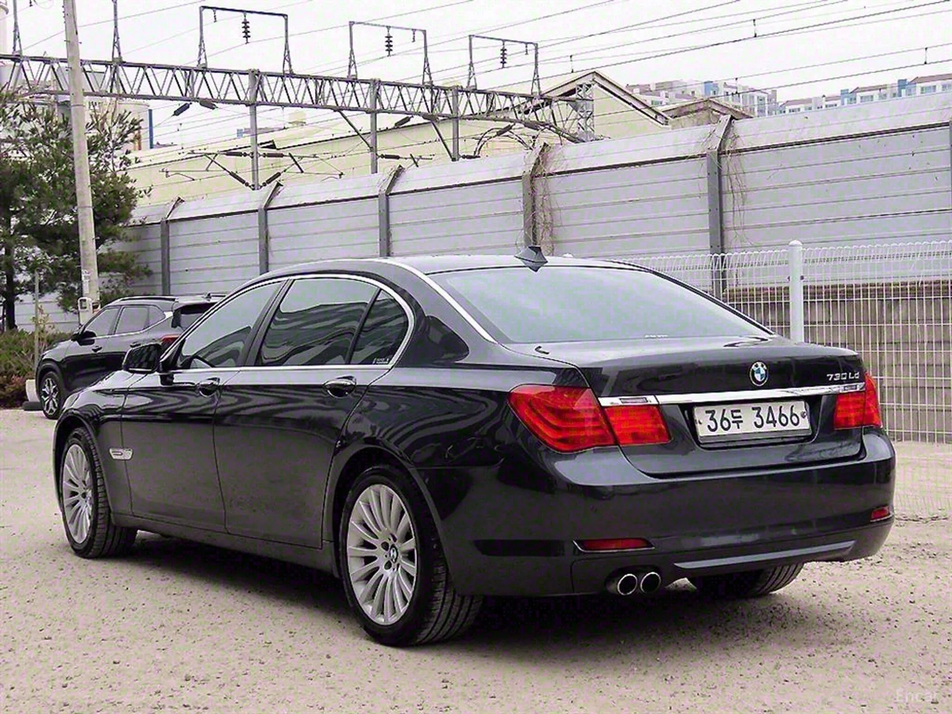 BMW 7 Series (F01) превью 3