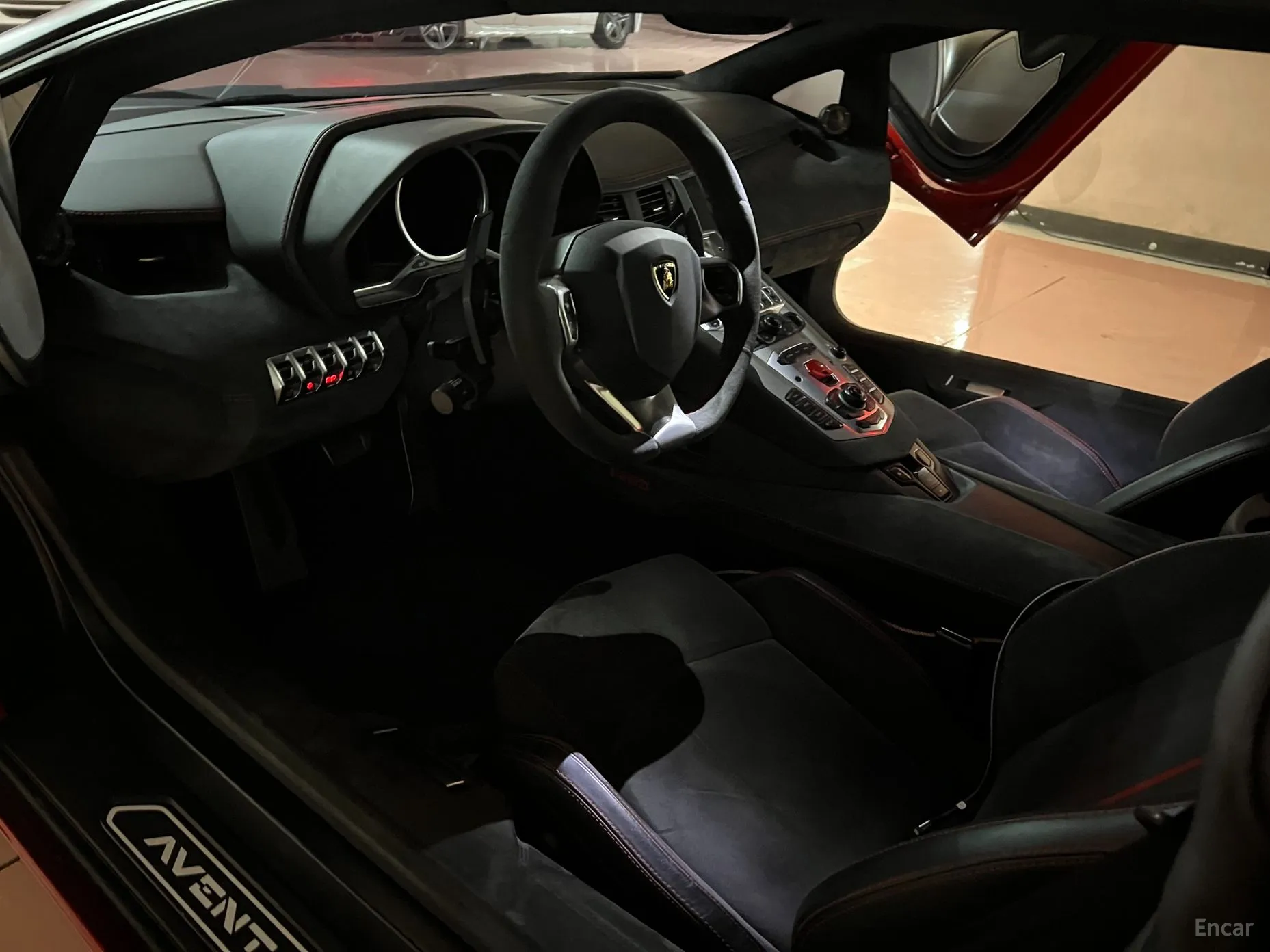 Lamborghini Aventador превью 15