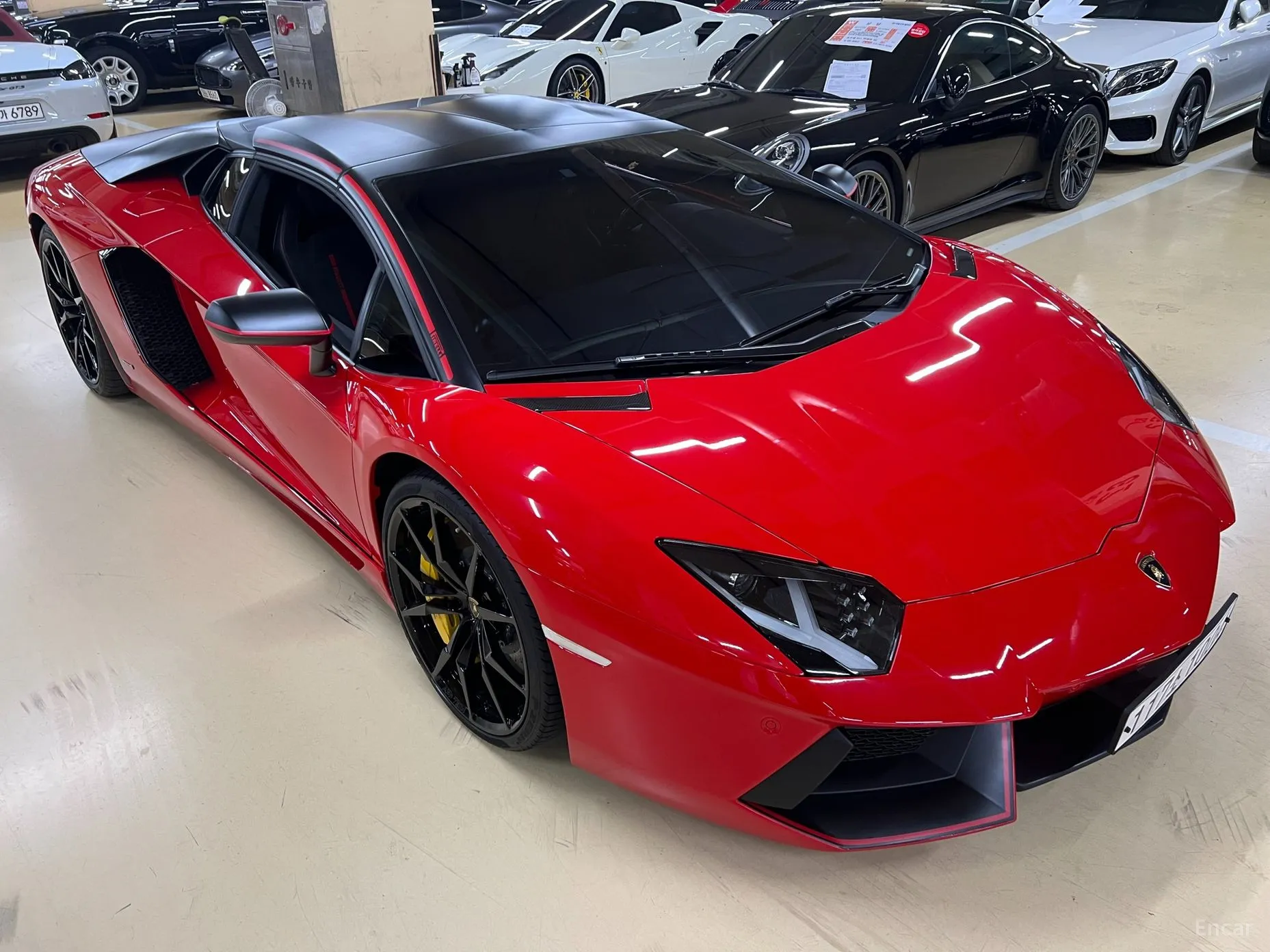 Lamborghini Aventador превью 6