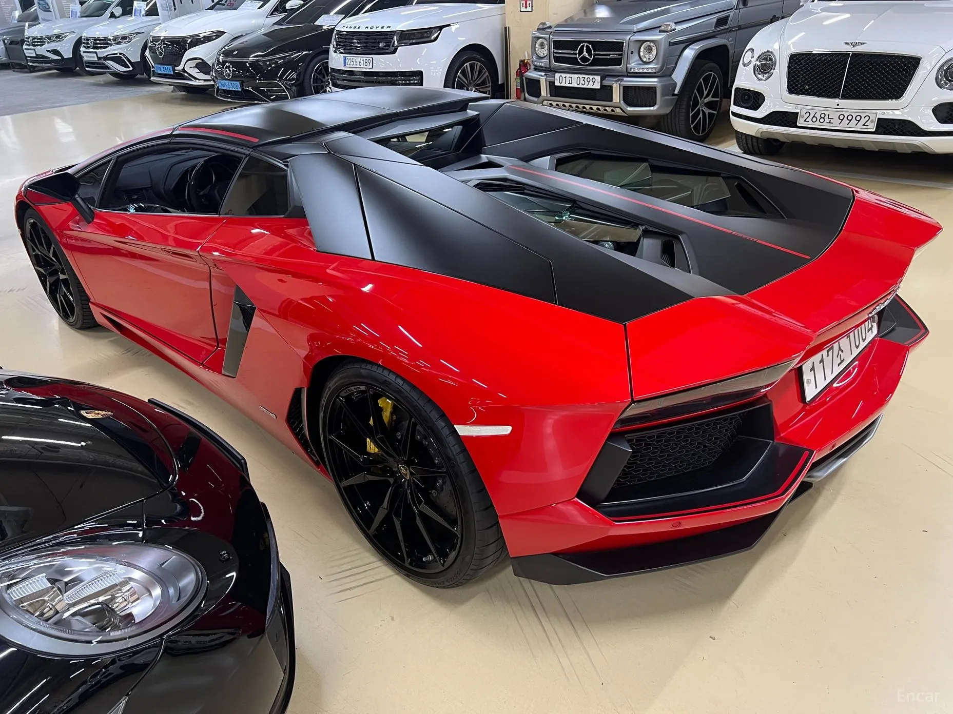 Lamborghini Aventador превью 8