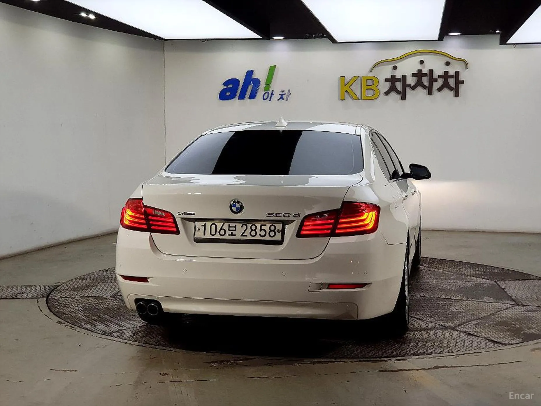 BMW 5 Series (F10) превью 2