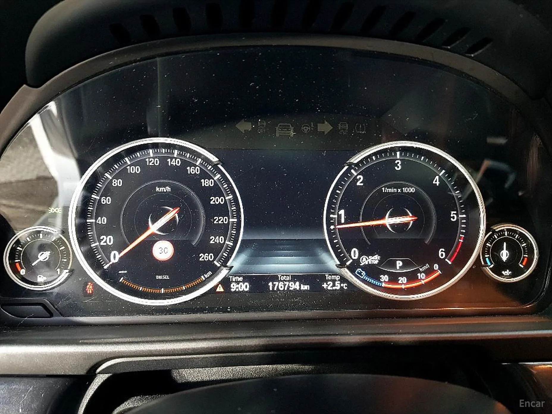 BMW 5 Series (F10) превью 4