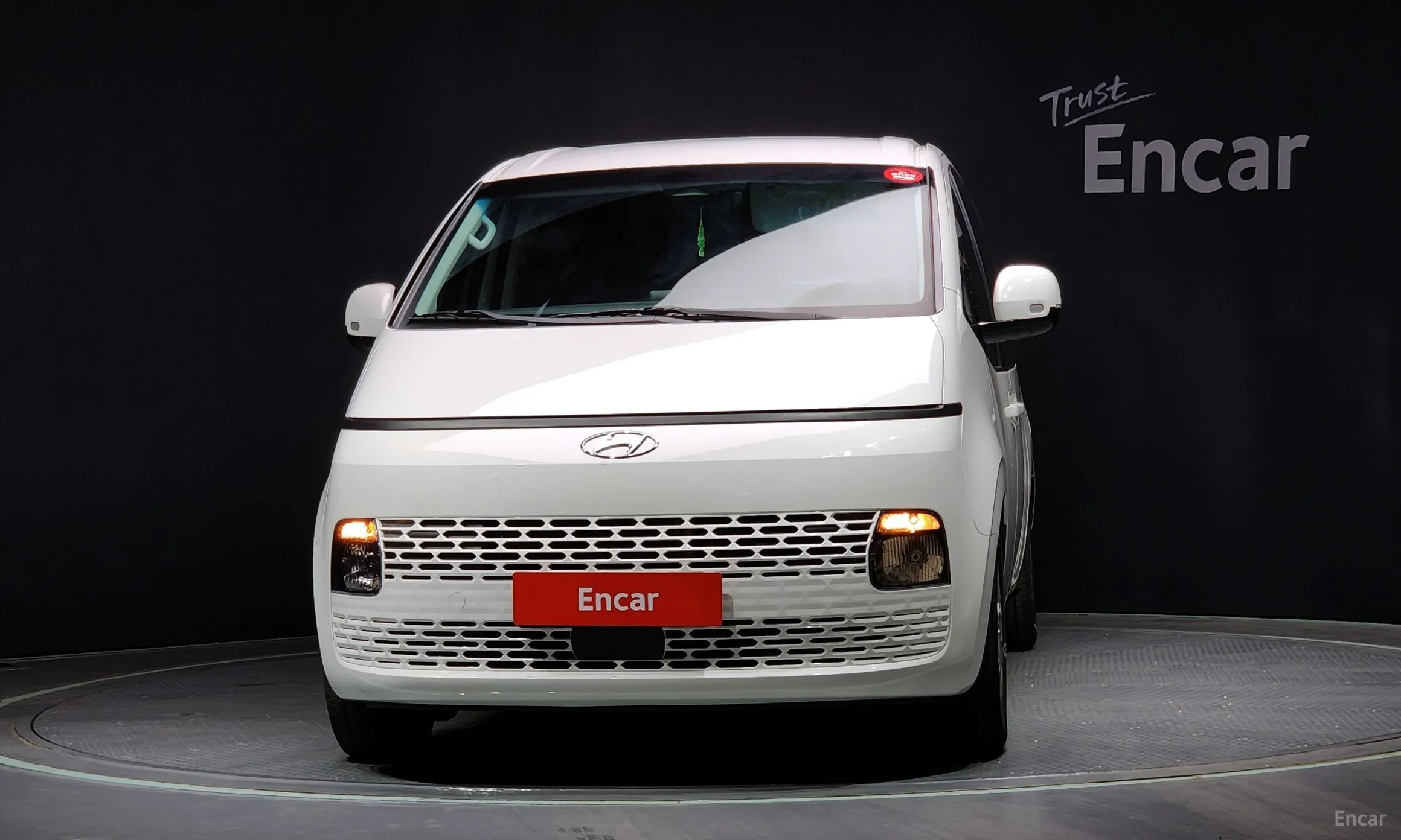 Hyundai Staria превью 2