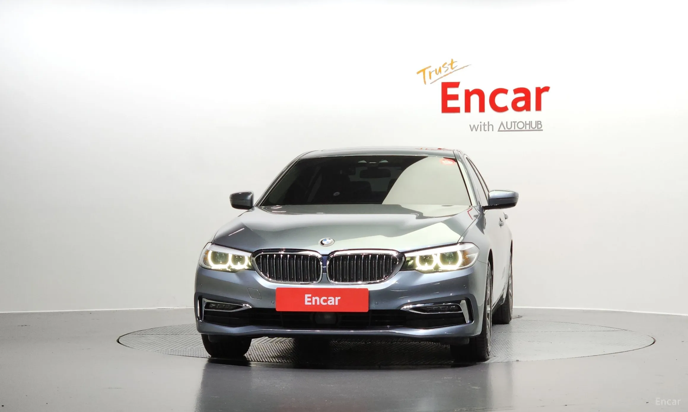 BMW 5 Series (G30) превью 2