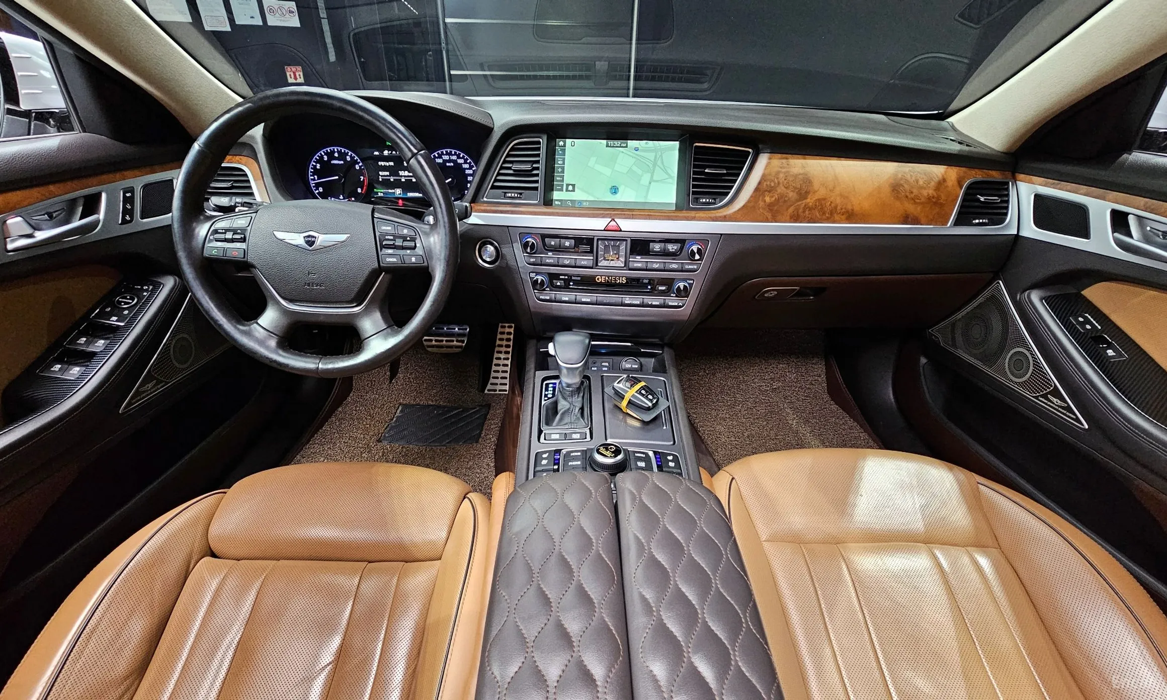 Hyundai Genesis DH превью 4