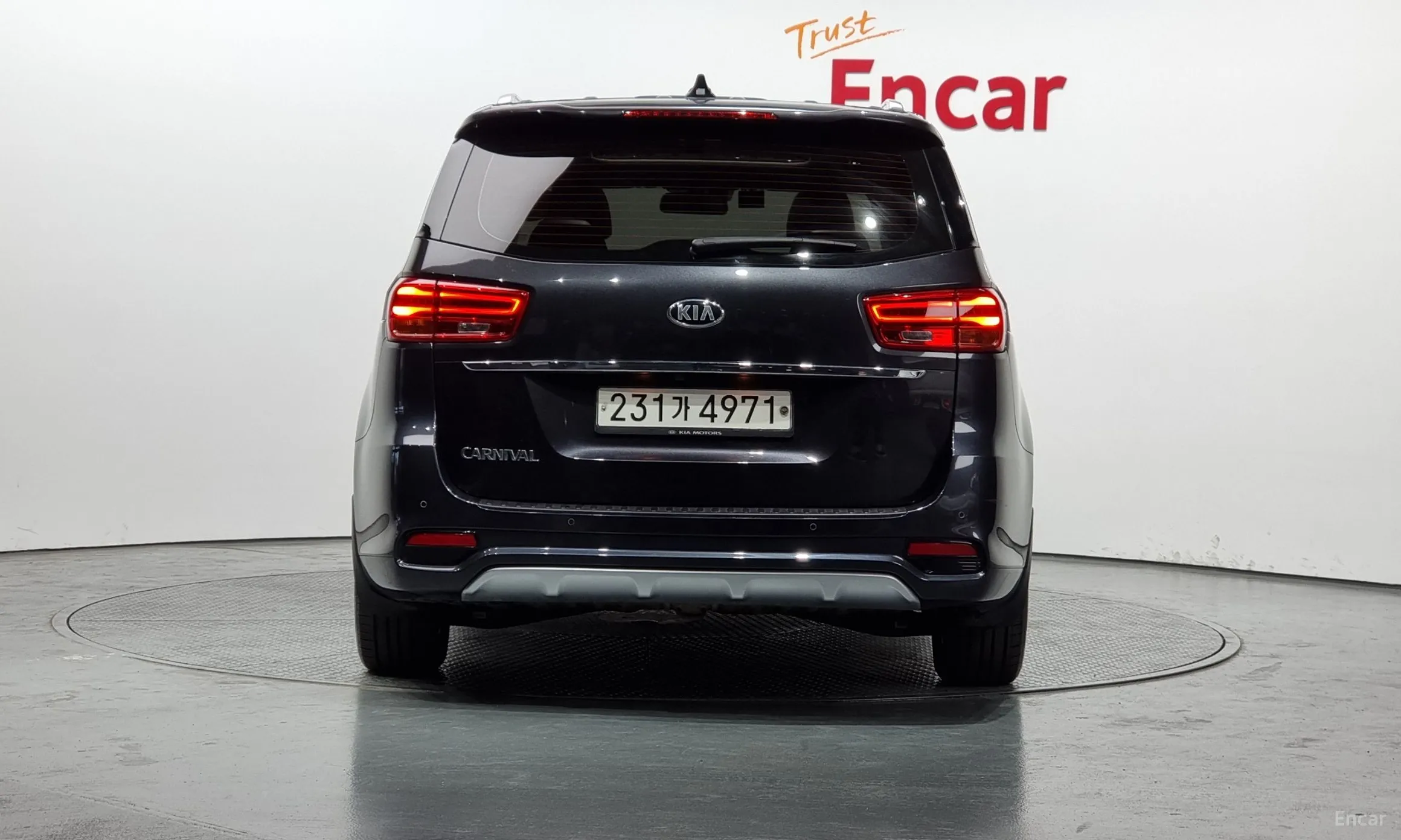 Kia Carnival превью 3