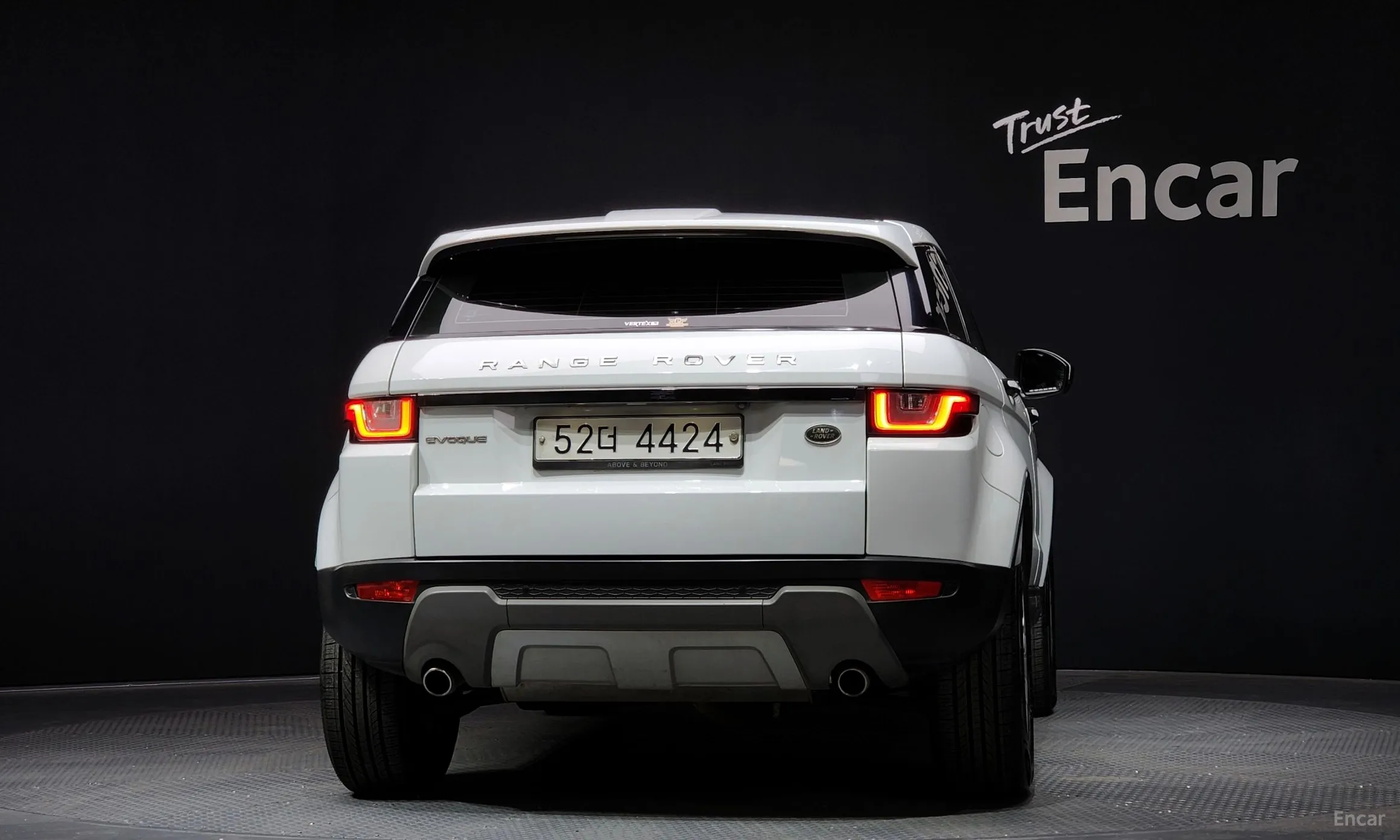 Land Rover Range Rover Evoque превью 3