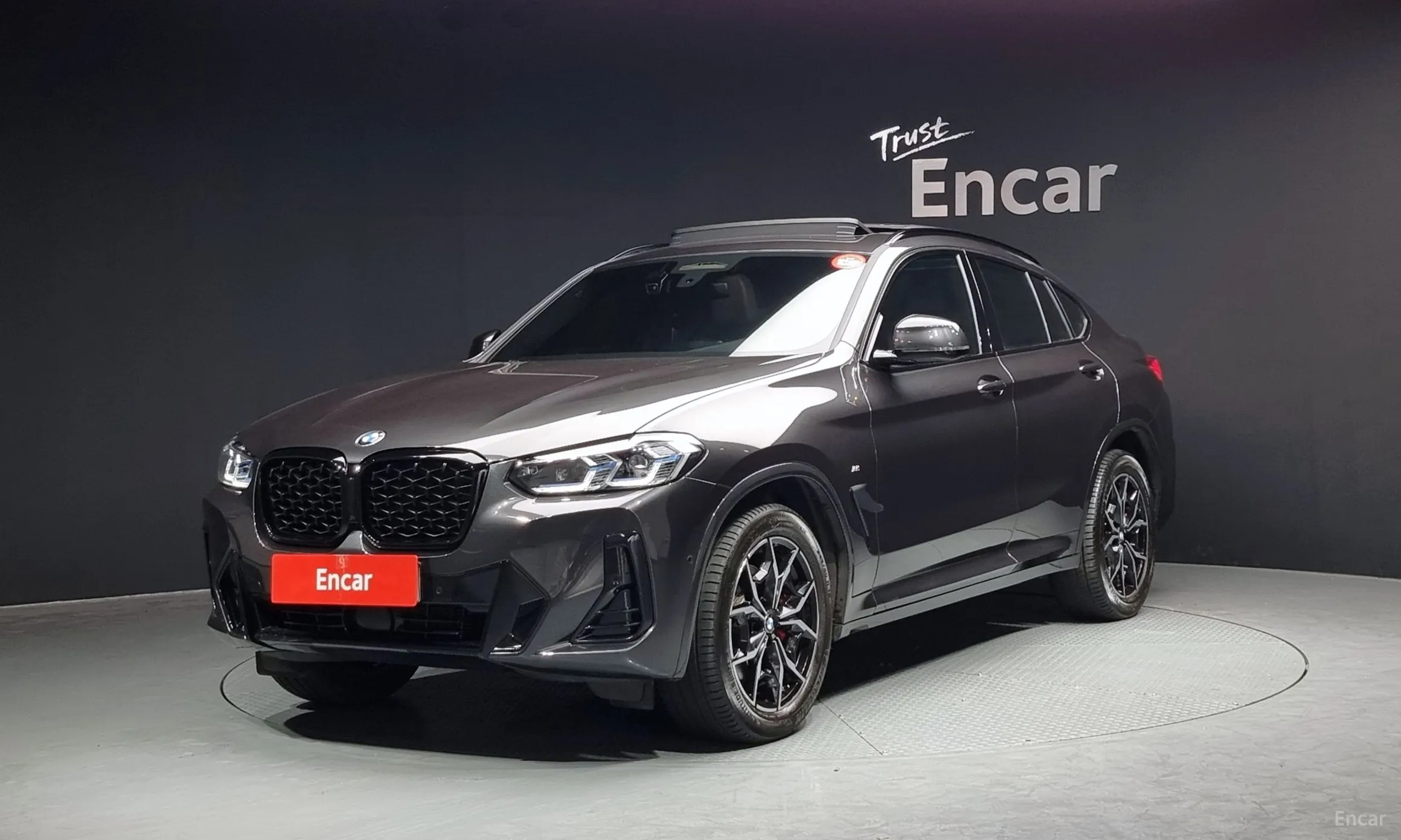 X4 (G02)