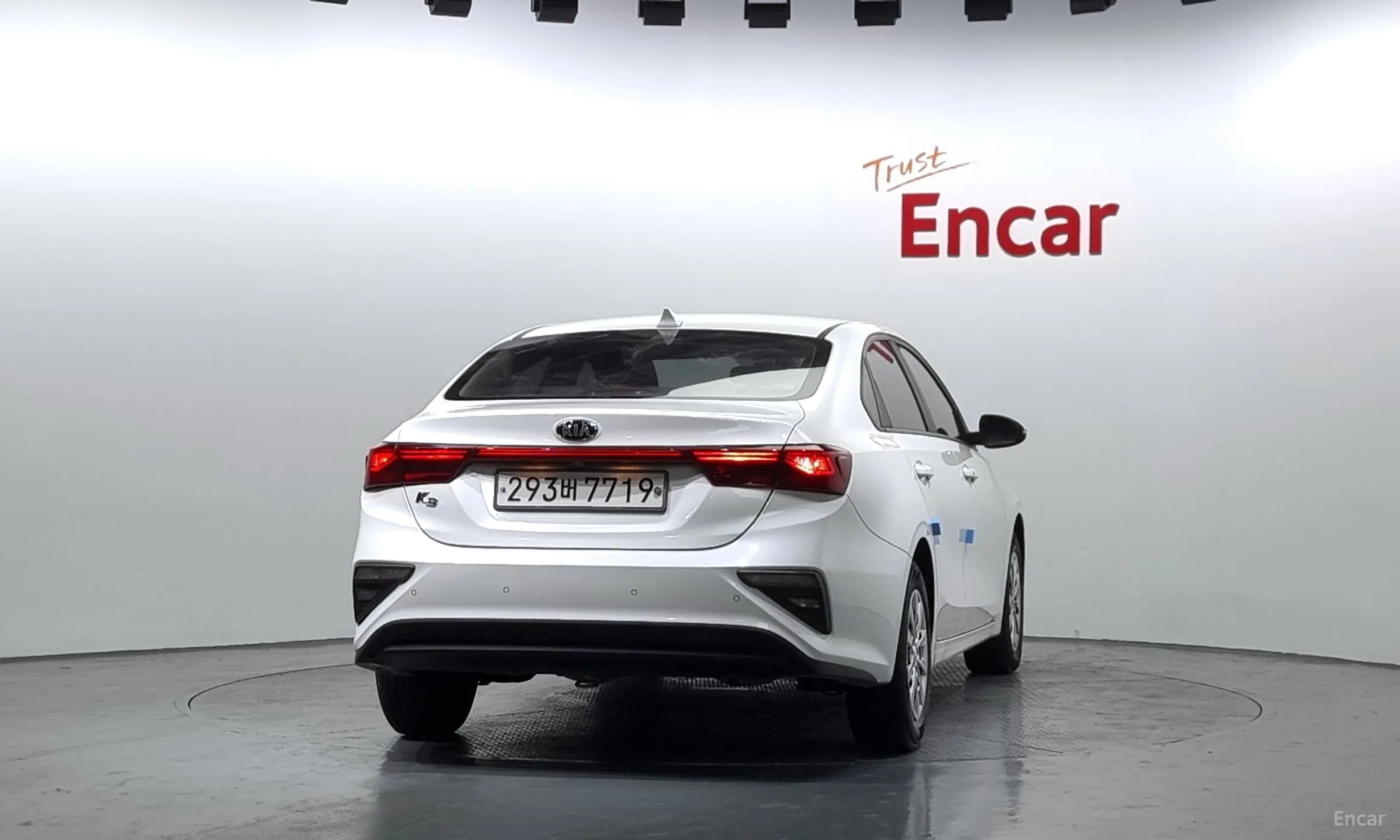 Kia K3 превью 3