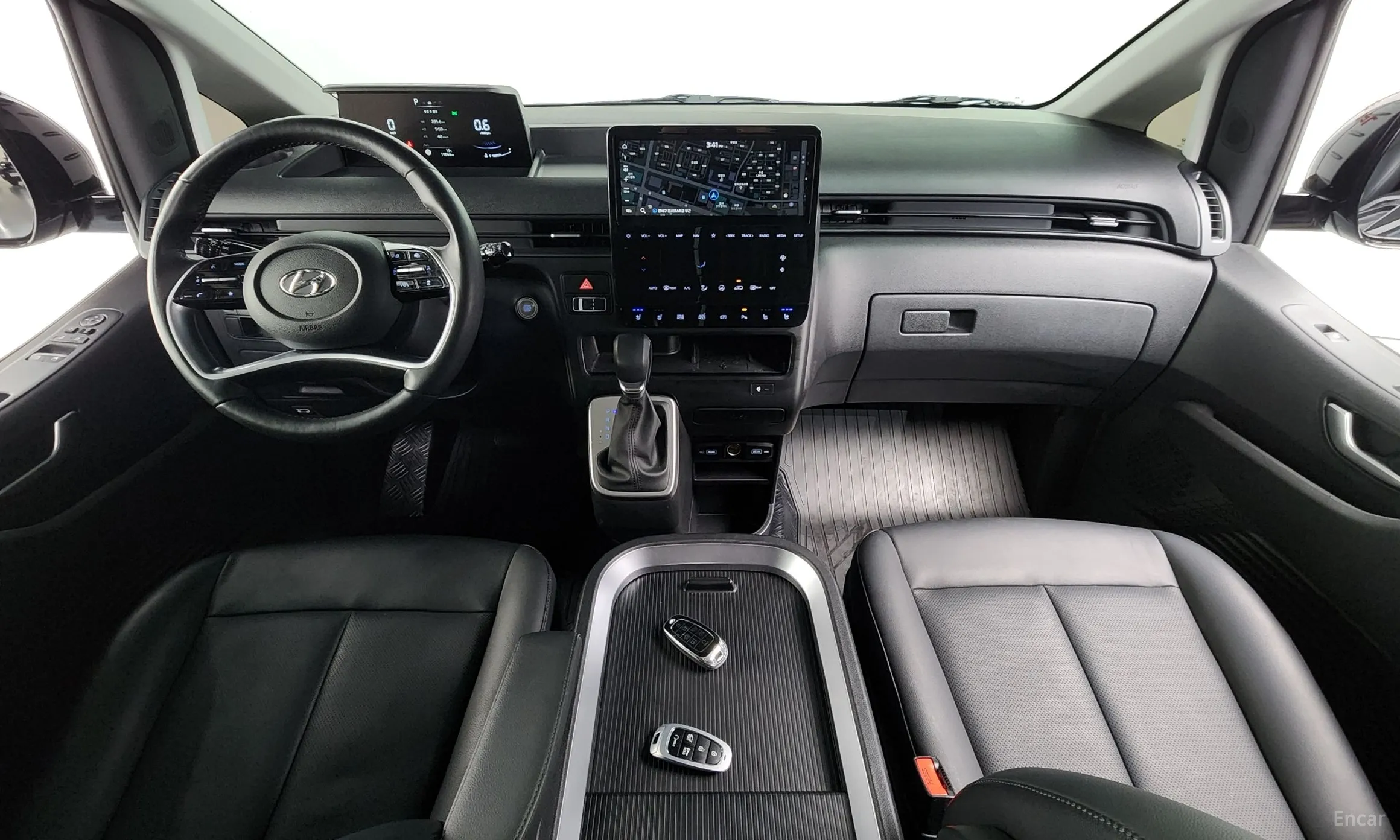 Hyundai Staria превью 4