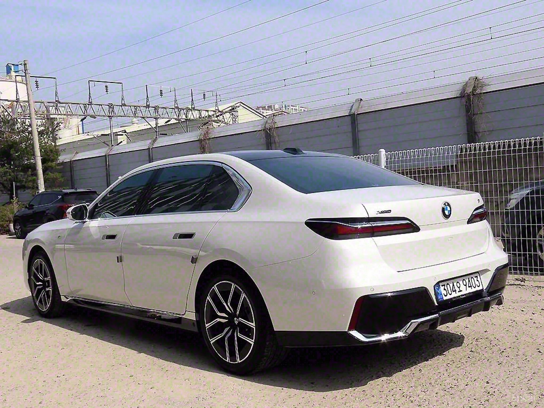 BMW 7 Series (G70) превью 2