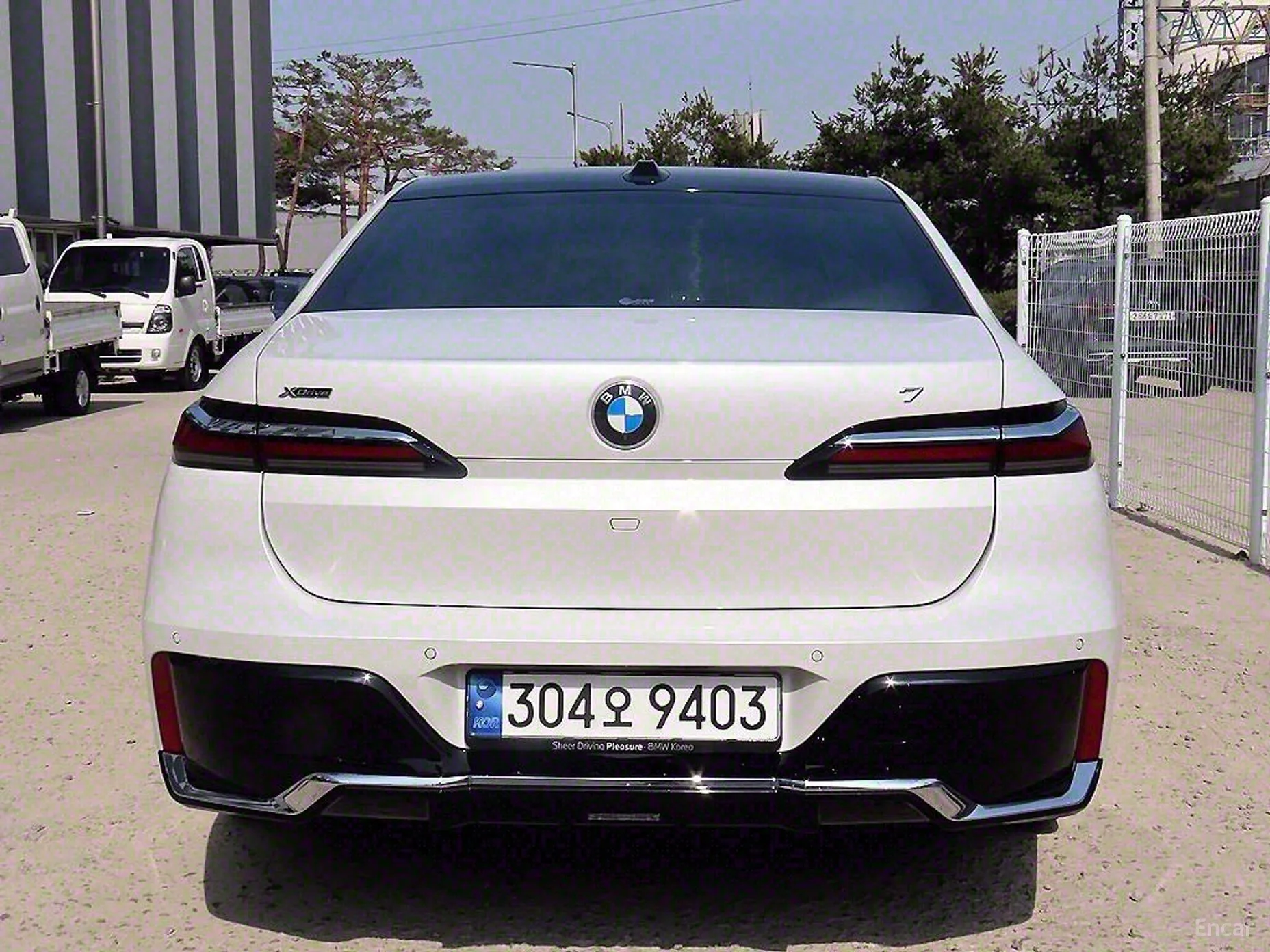 BMW 7 Series (G70) превью 3