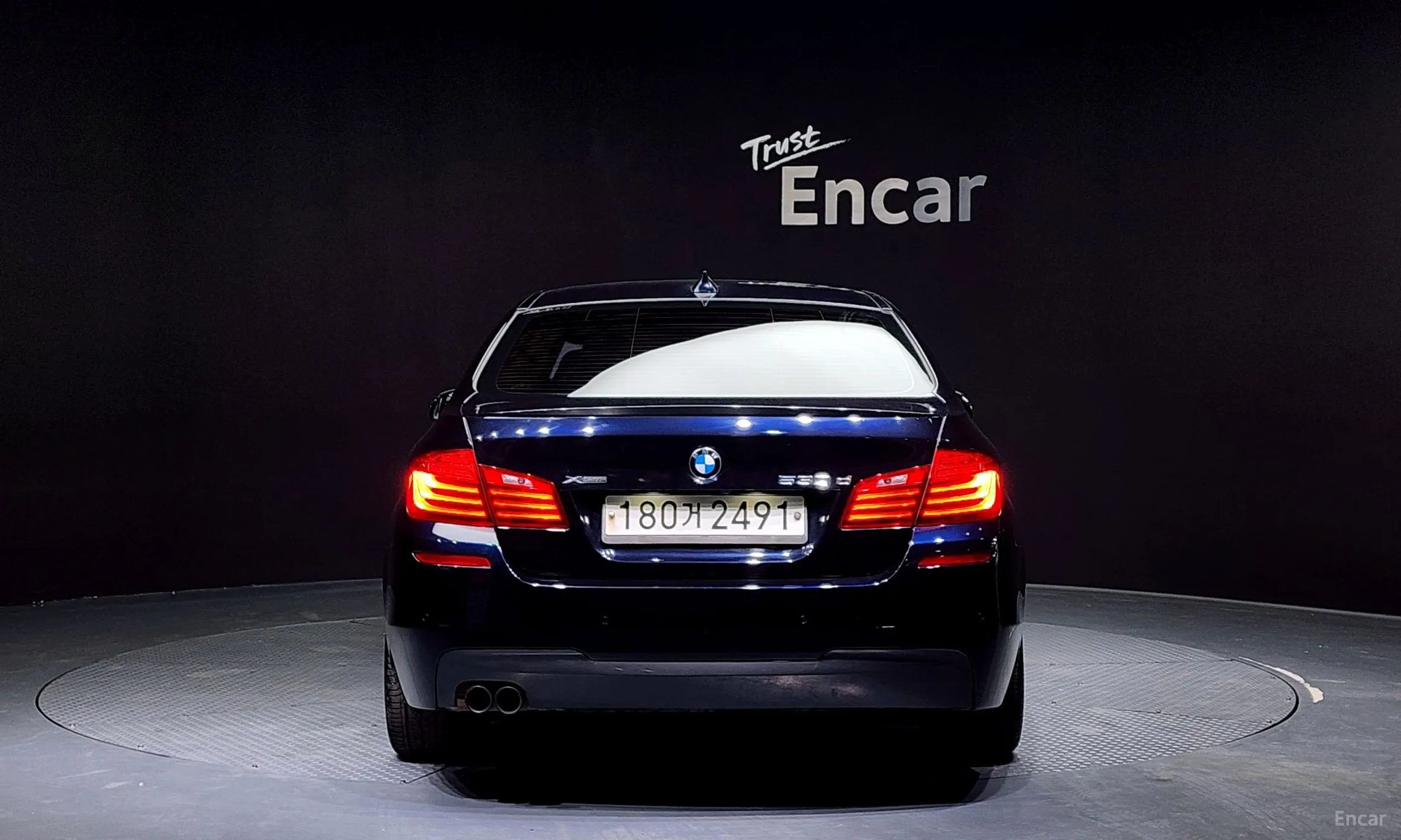 BMW 5 Series (F10) превью 3