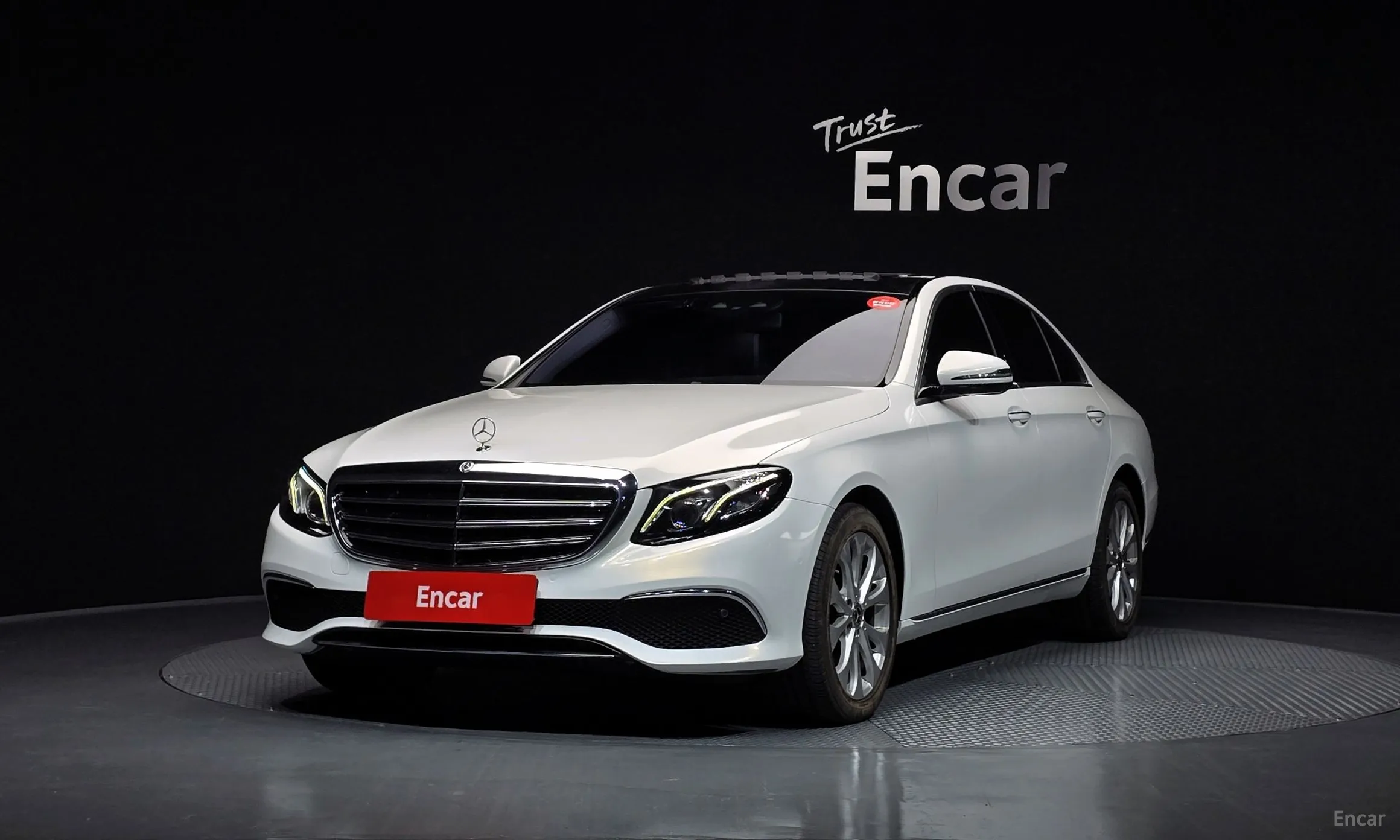 Mercedes Benz E-Class W213