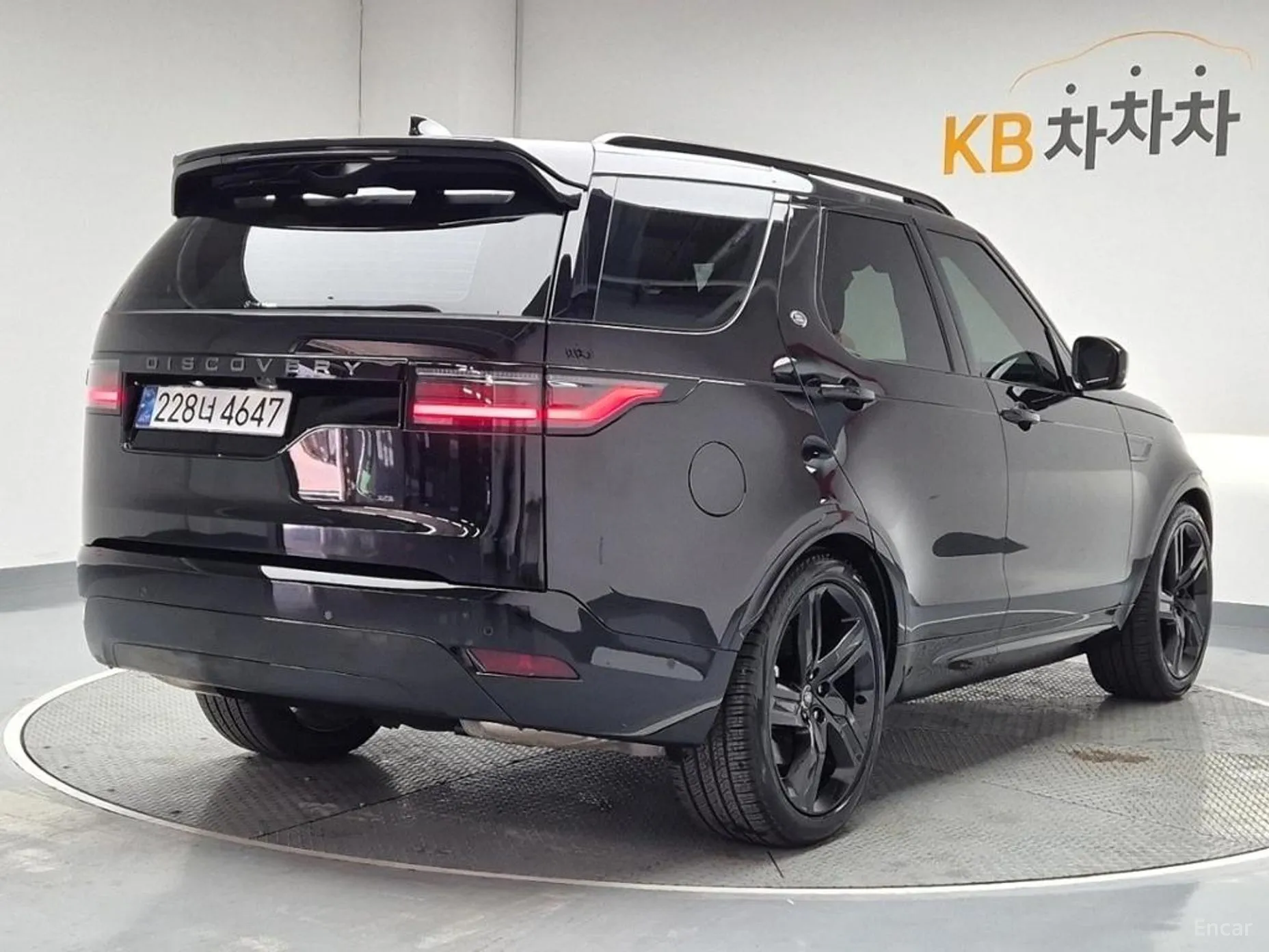 Land Rover Discovery 5 превью 2