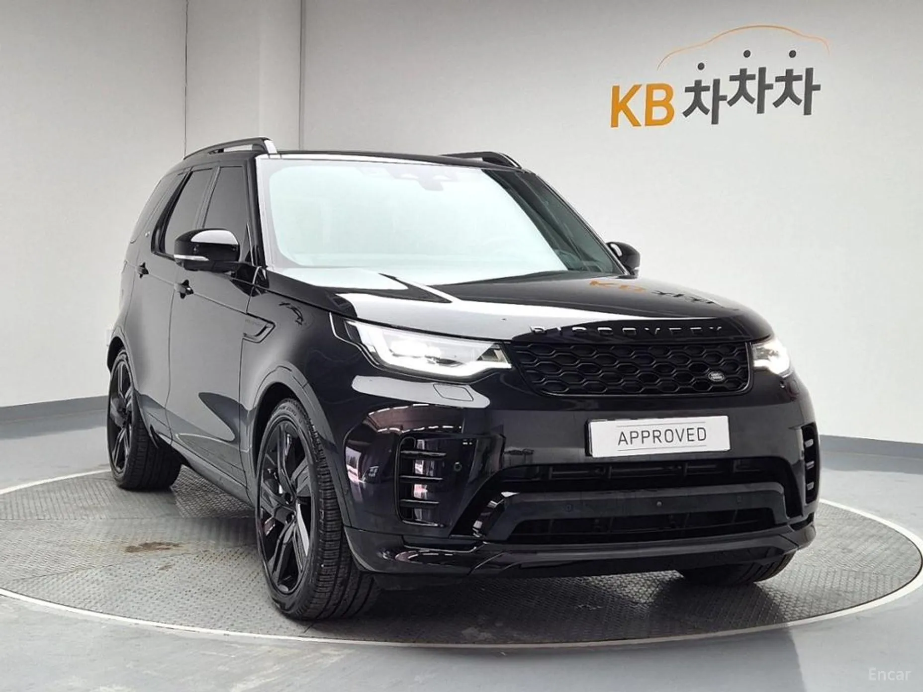Land Rover Discovery 5 превью 3