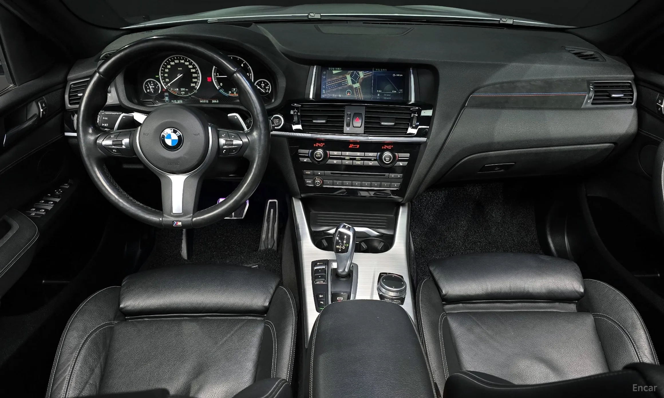 BMW X4 (F26) превью 4