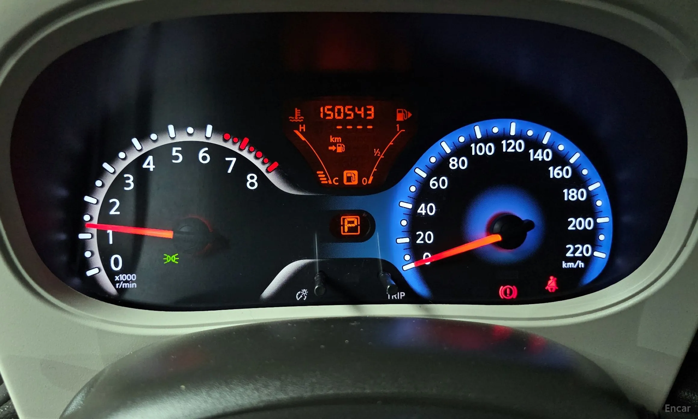 Nissan Cube превью 8