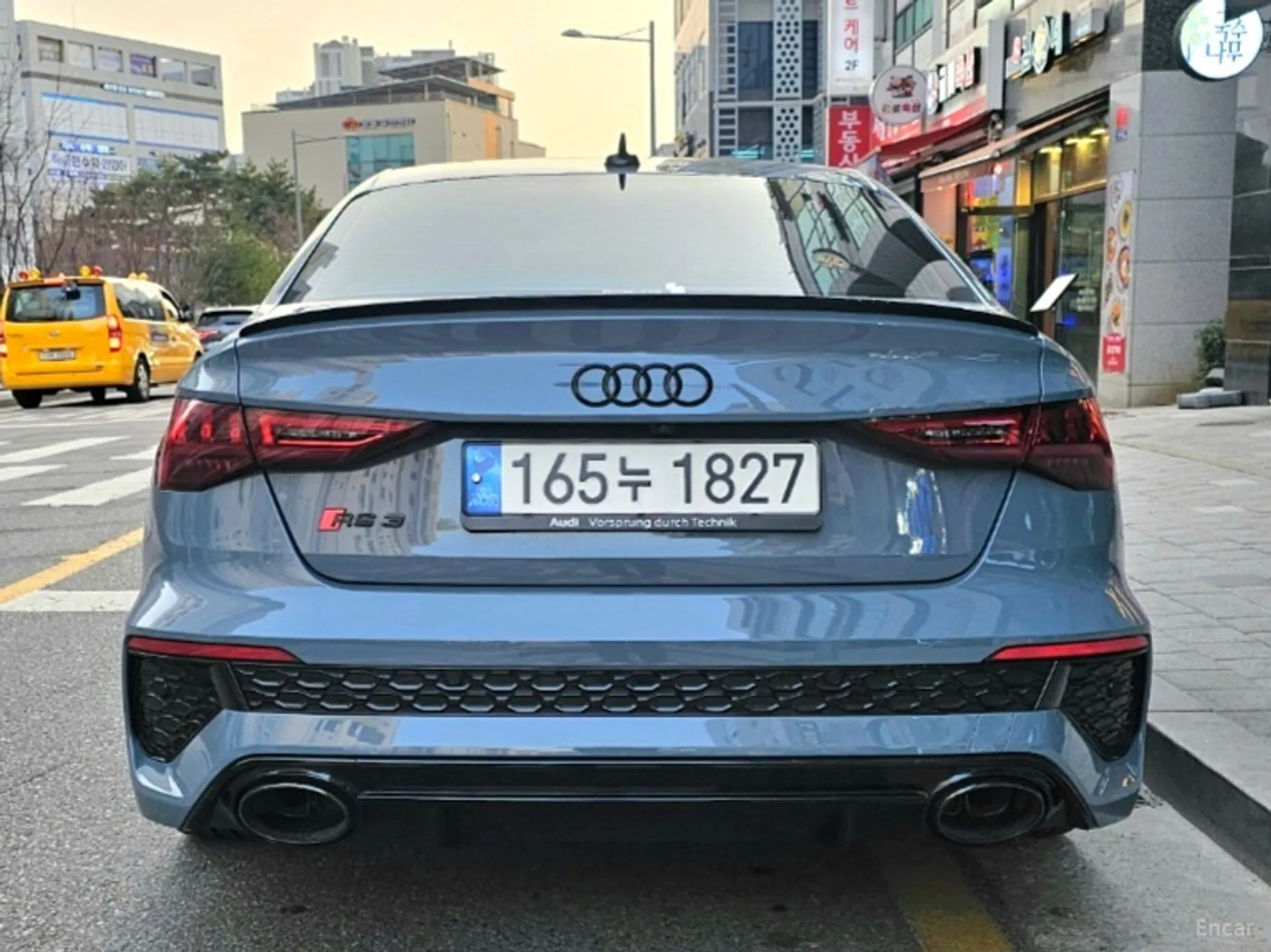 Audi RS3 (8Y) превью 4